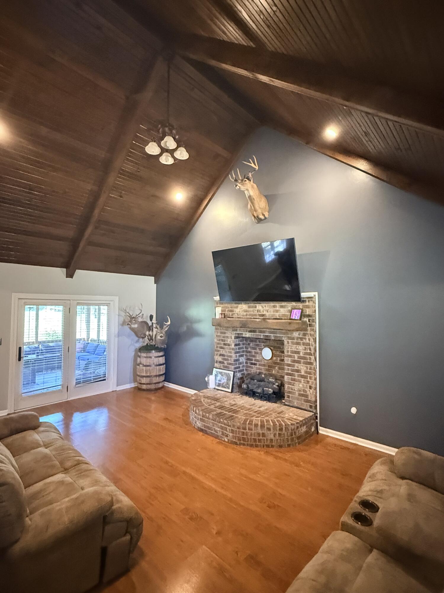 459 Missionary Lane Property Photo 3