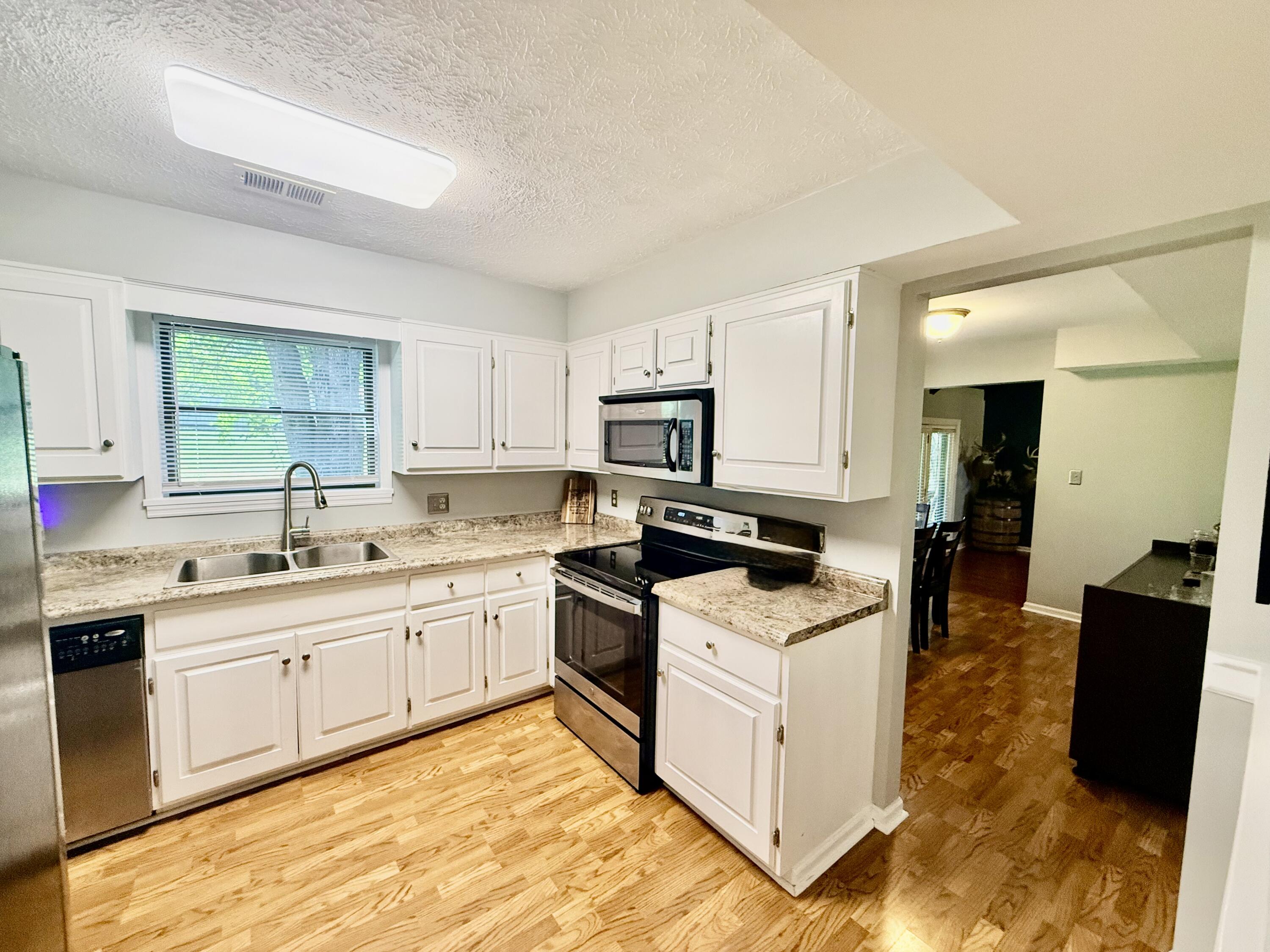 459 Missionary Lane Property Photo 4