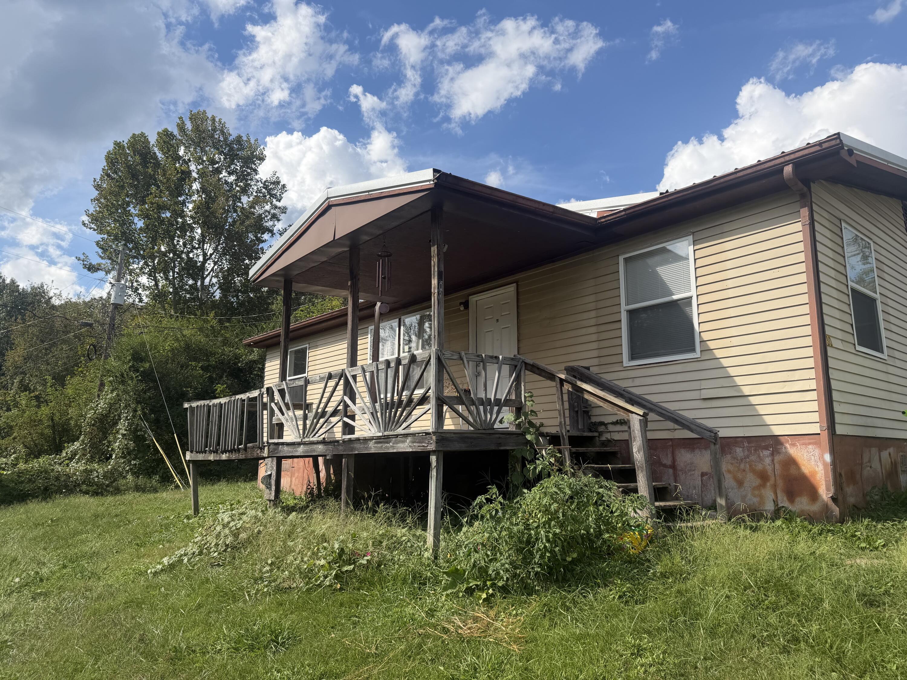 223 Pennington Drive Property Photo 1