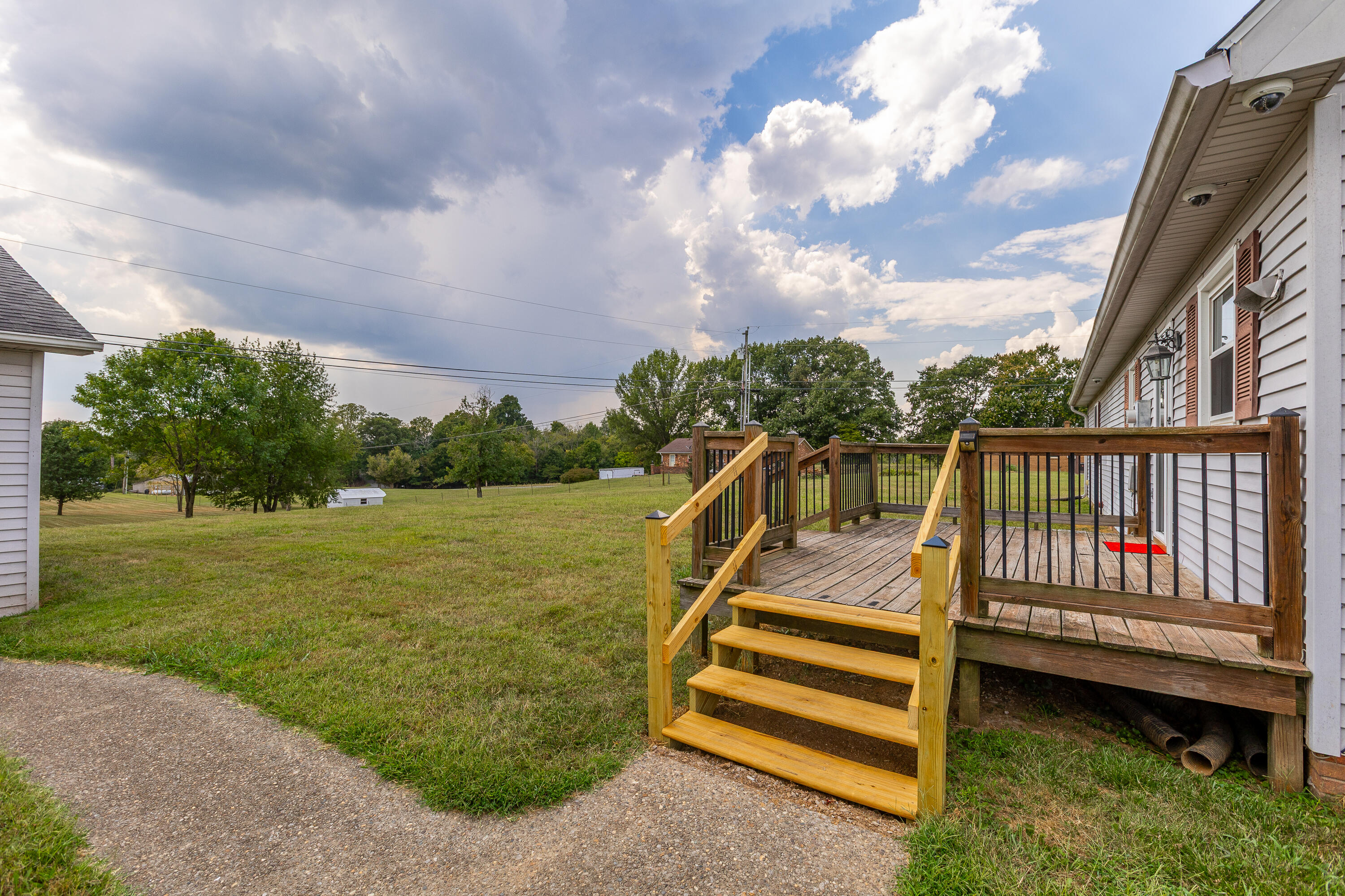 55 Windy Lane Property Photo 6