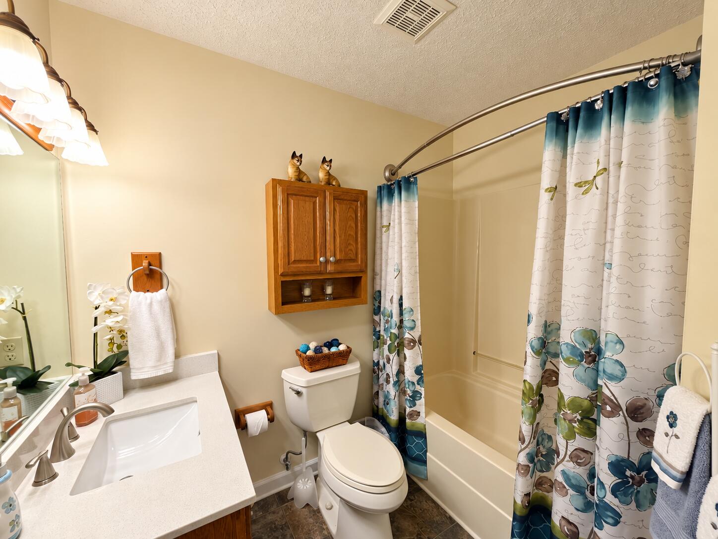 409 Summer Hill Drive Property Photo 12