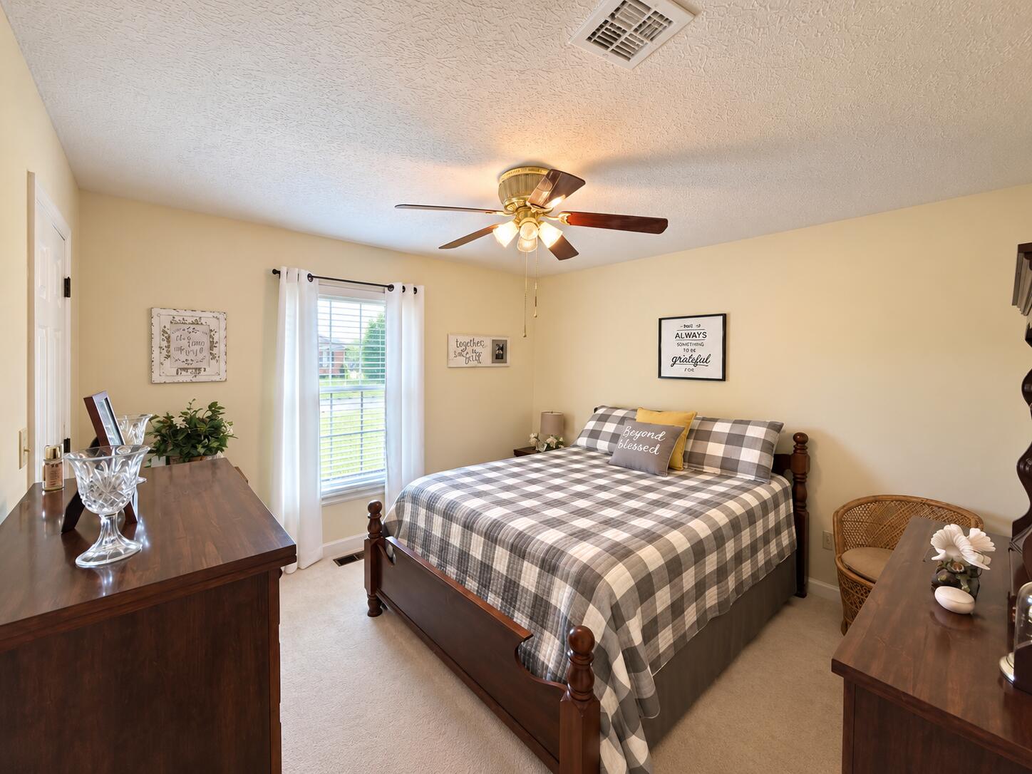 409 Summer Hill Drive Property Photo 13