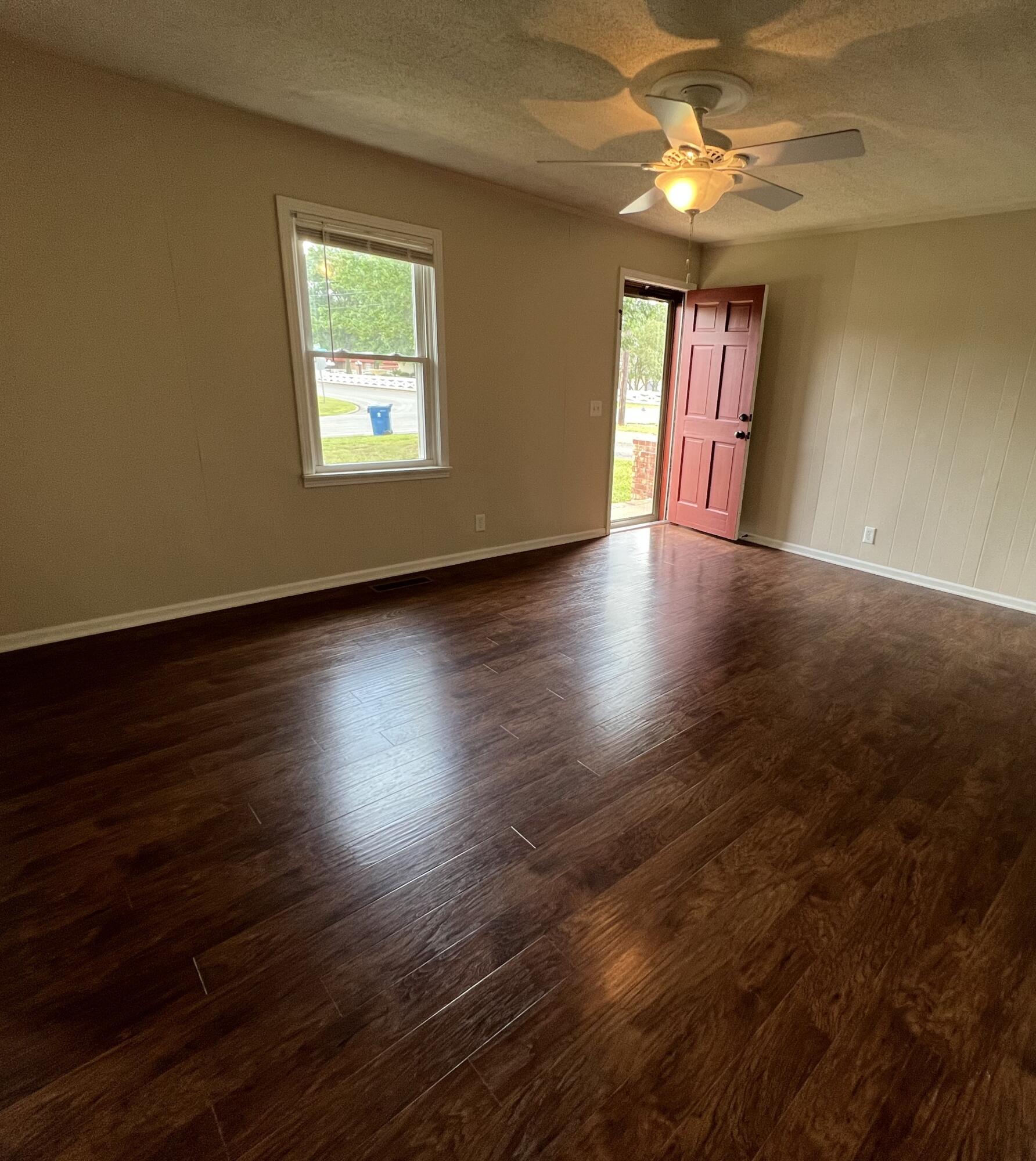 1304 1306 Diuguid Drive Property Photo 2