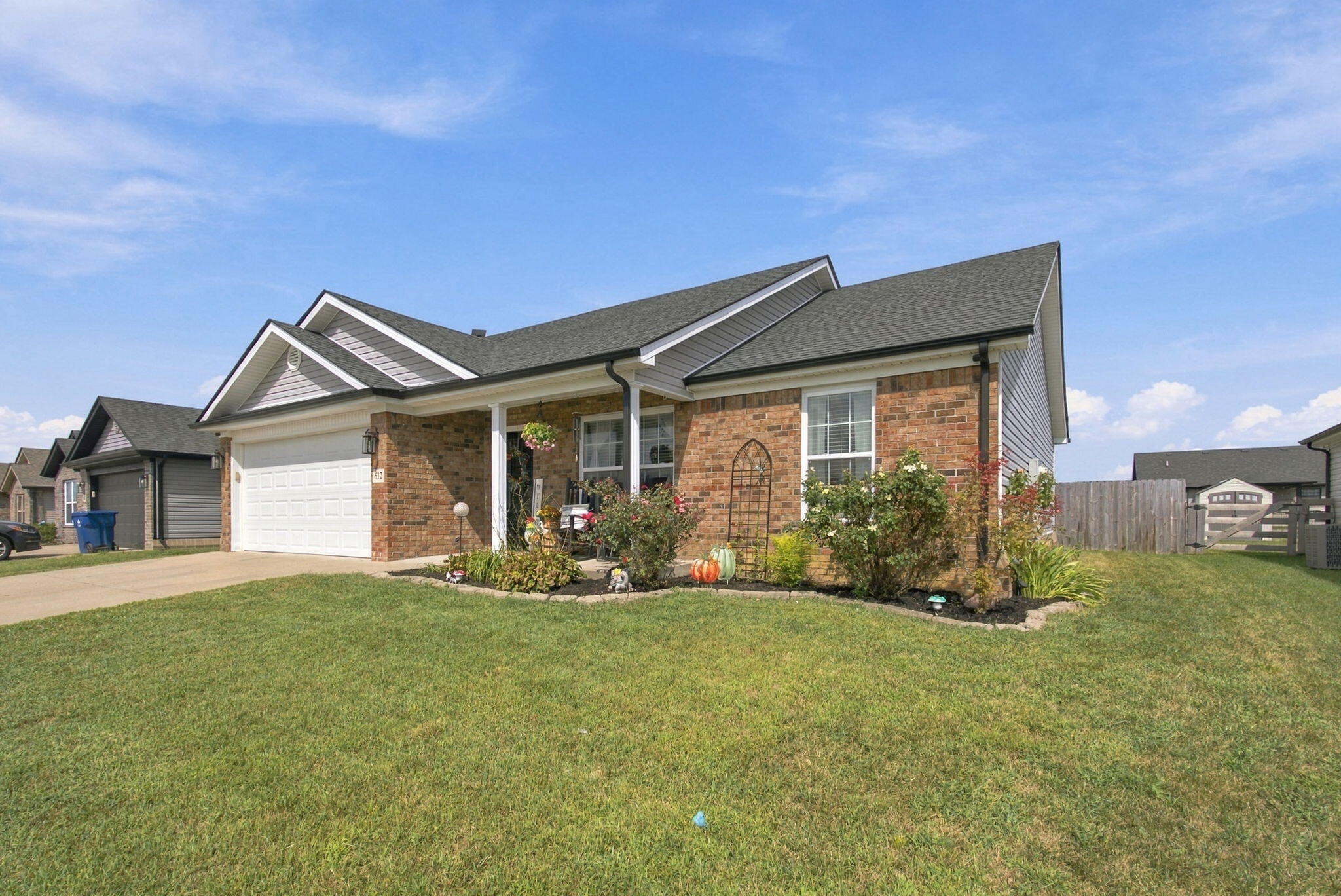 612 Boulder Court Property Photo 4