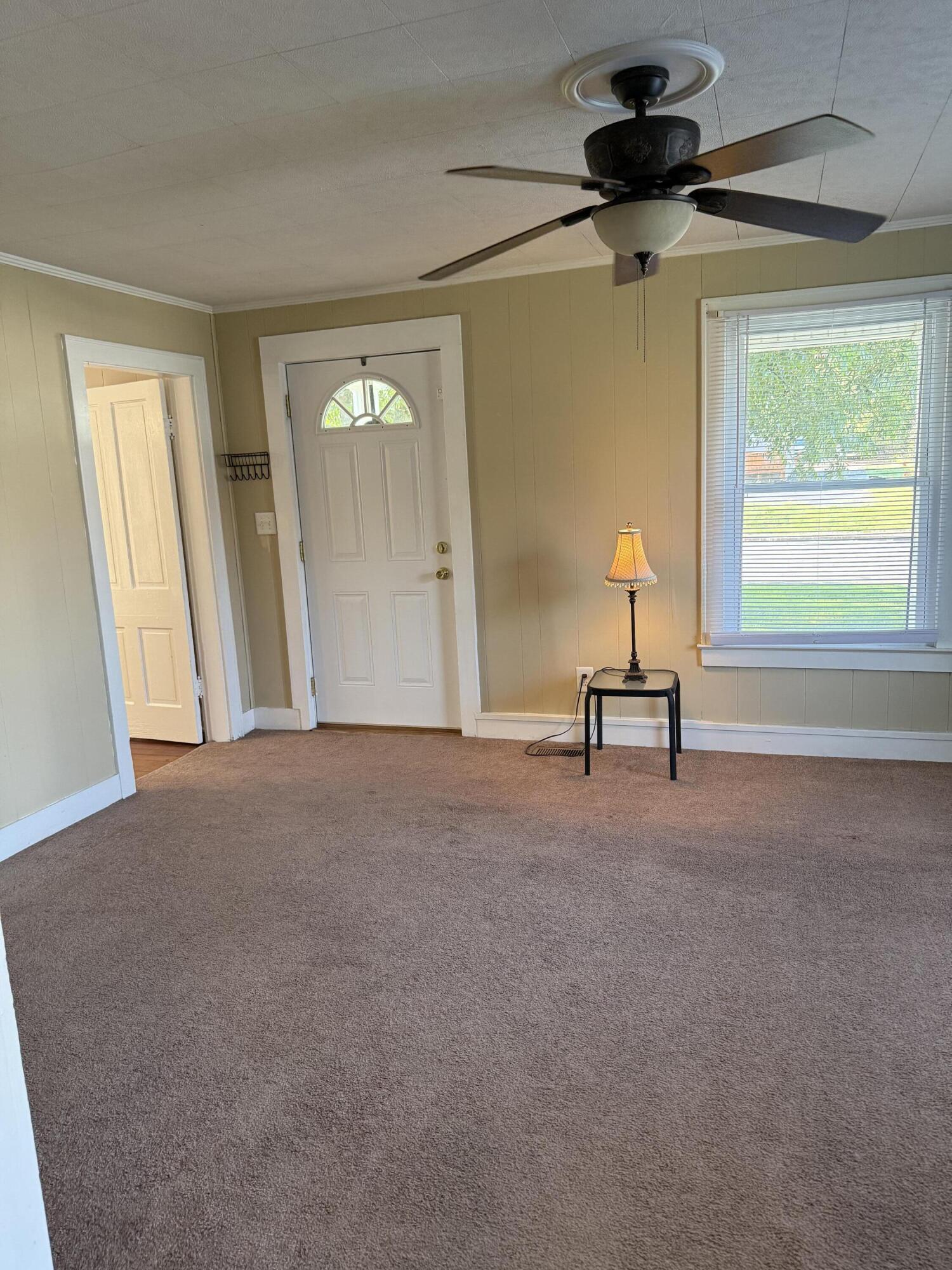 705 W Housman Street Property Photo 4