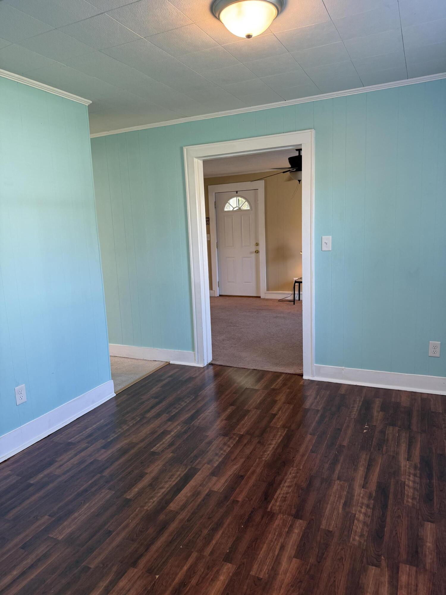 705 W Housman Street Property Photo 5