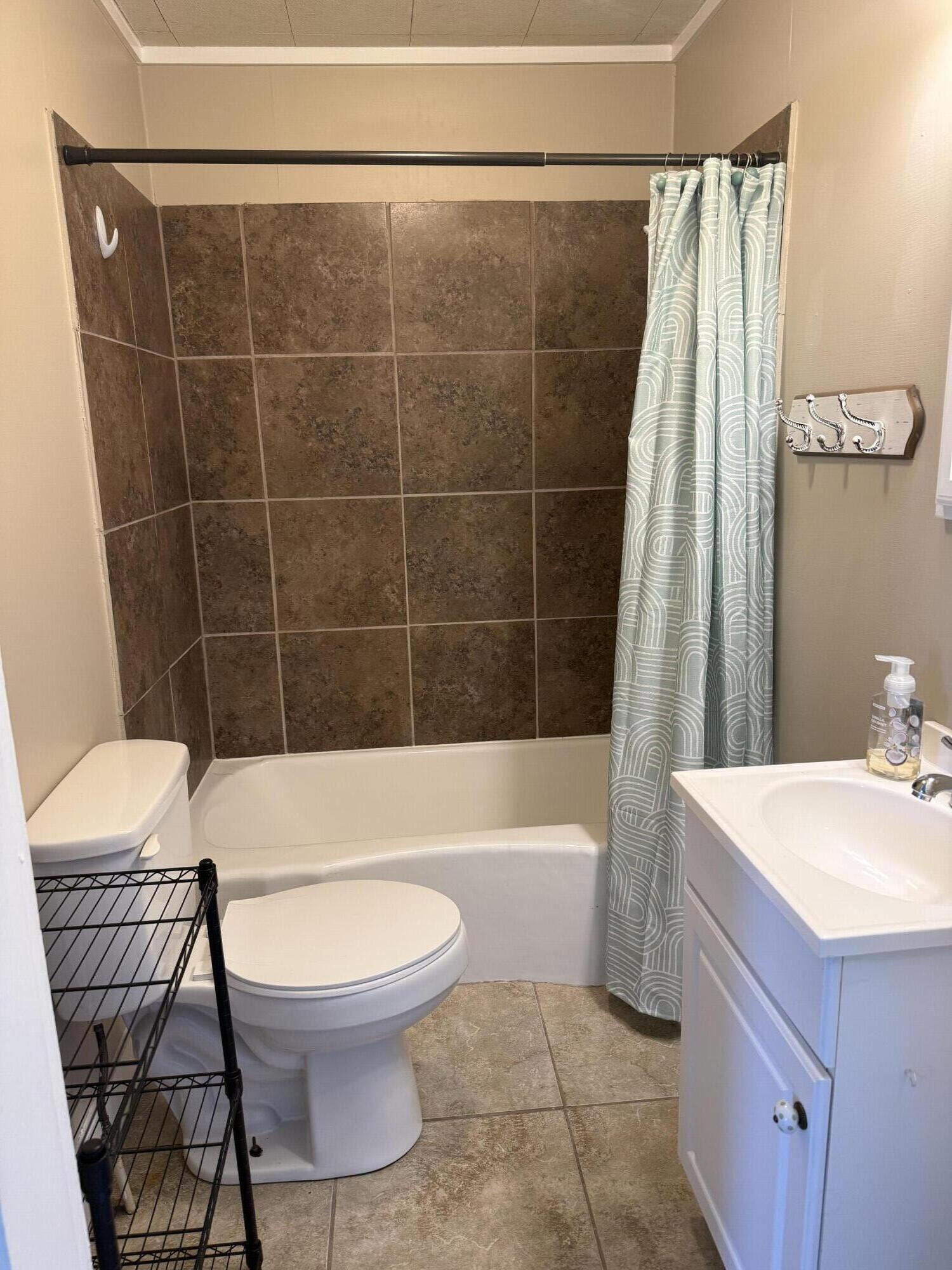 705 W Housman Street Property Photo 14