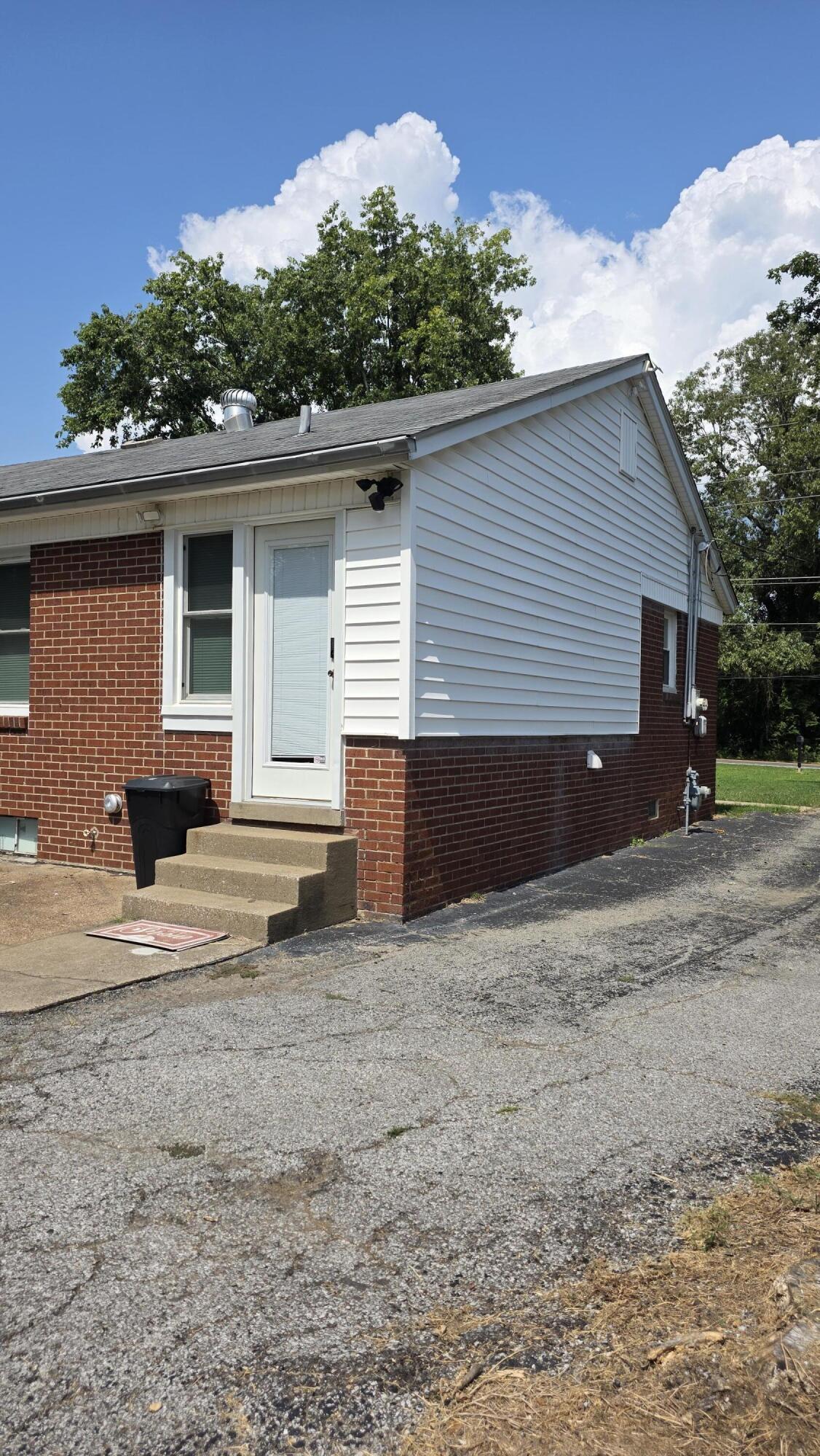 3504 Cairo Road Property Photo 6