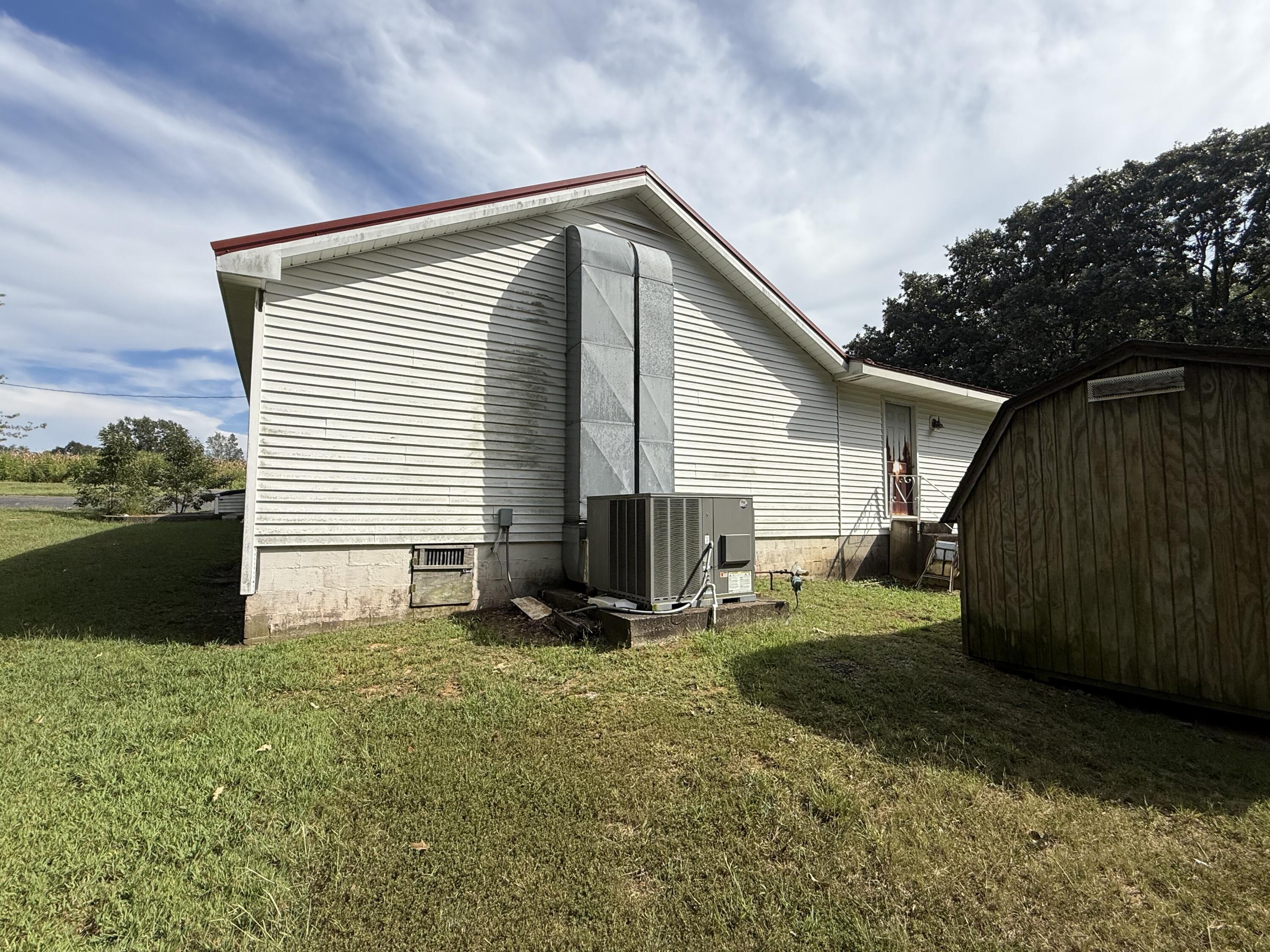 525 Peeler Road Property Photo 18
