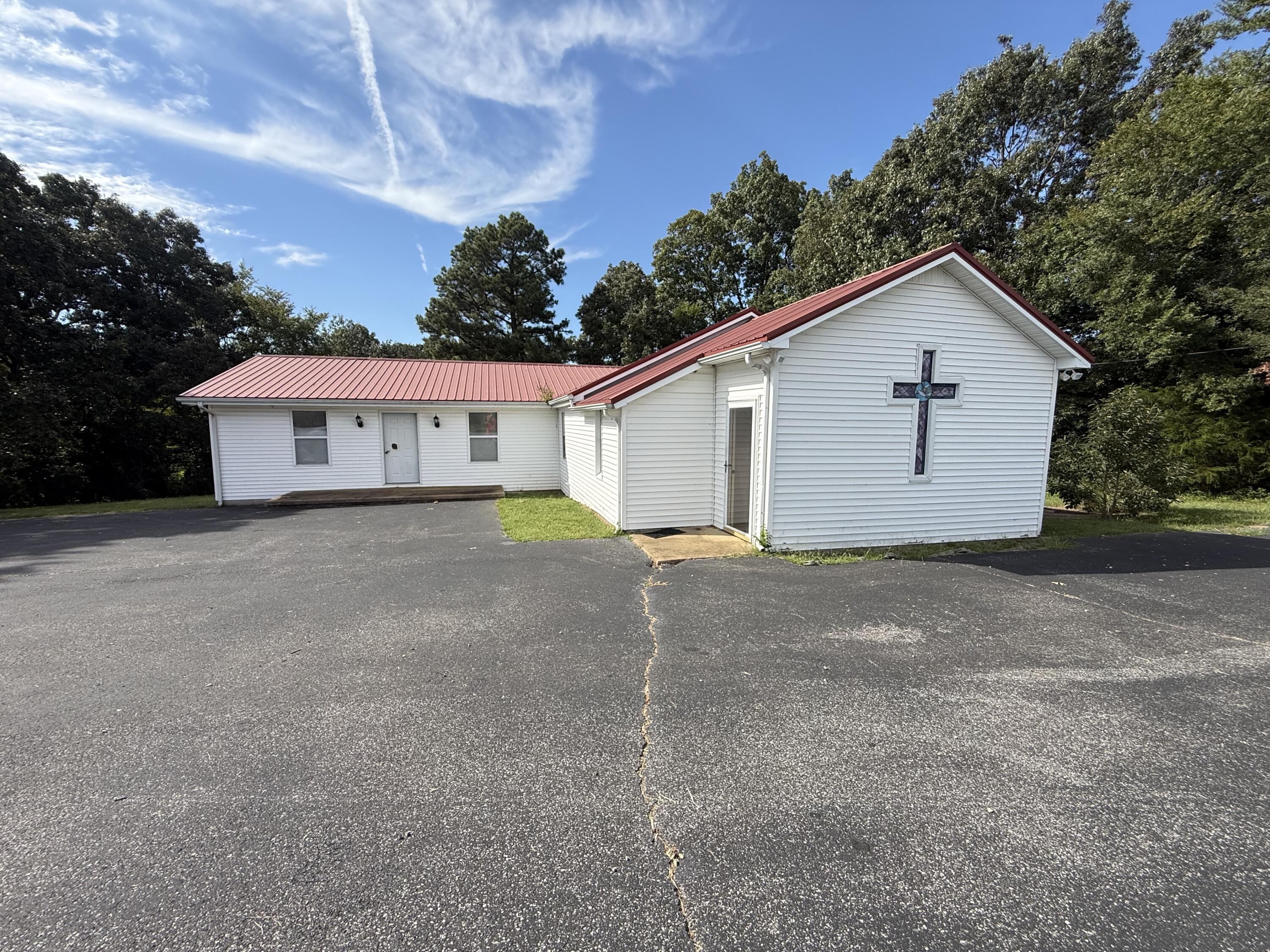 525 Peeler Road Property Photo 19
