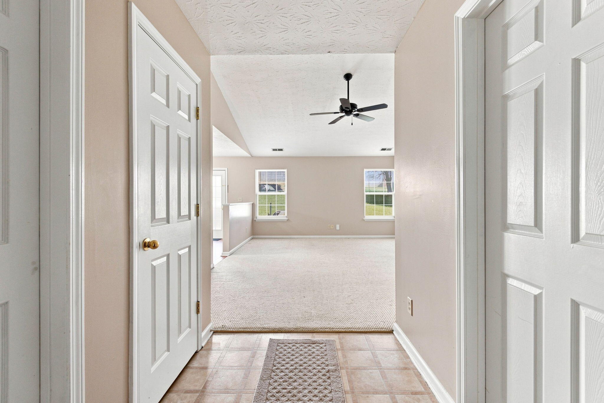 105 Robert M Green Boulevard Property Photo 6