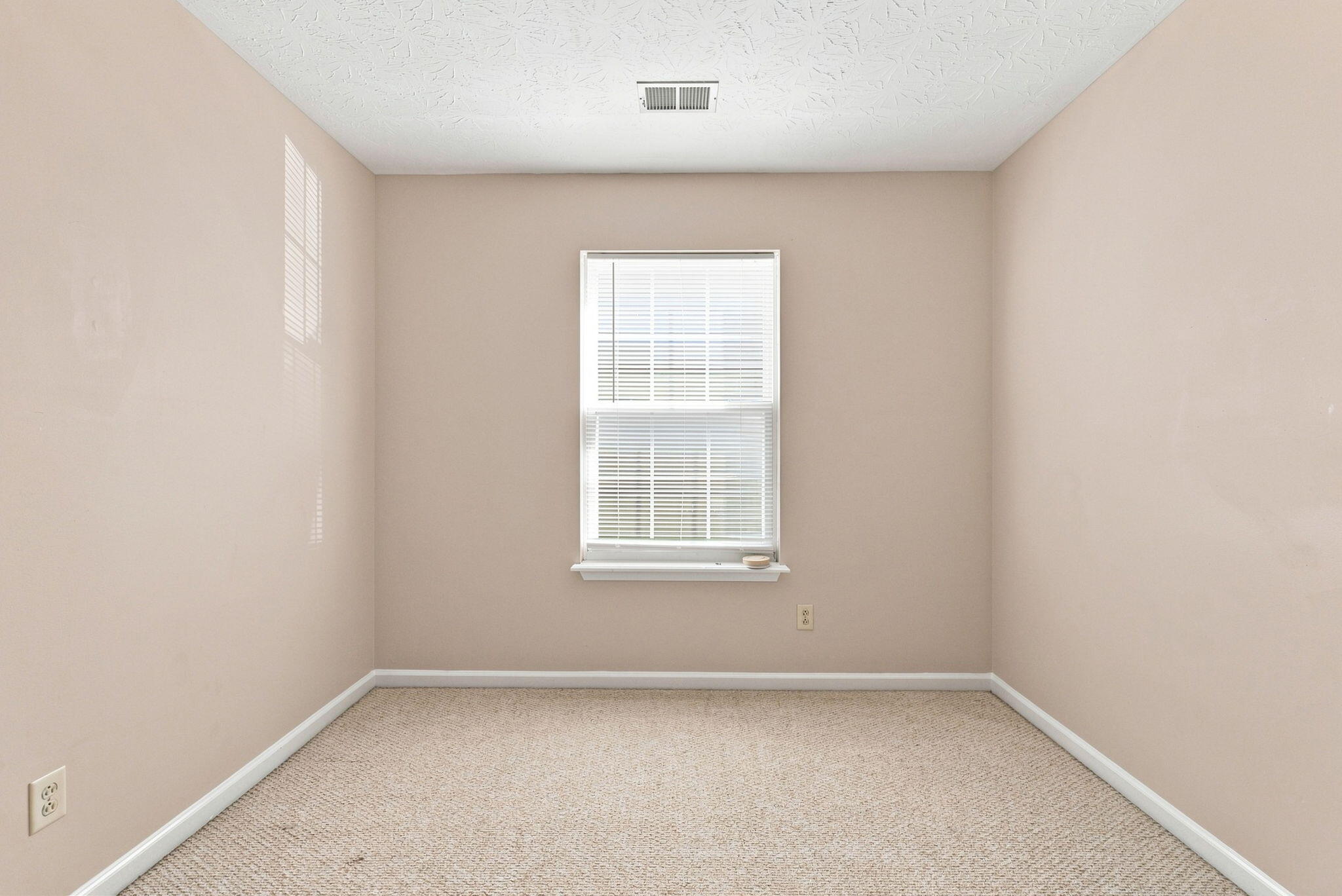 105 Robert M Green Boulevard Property Photo 24