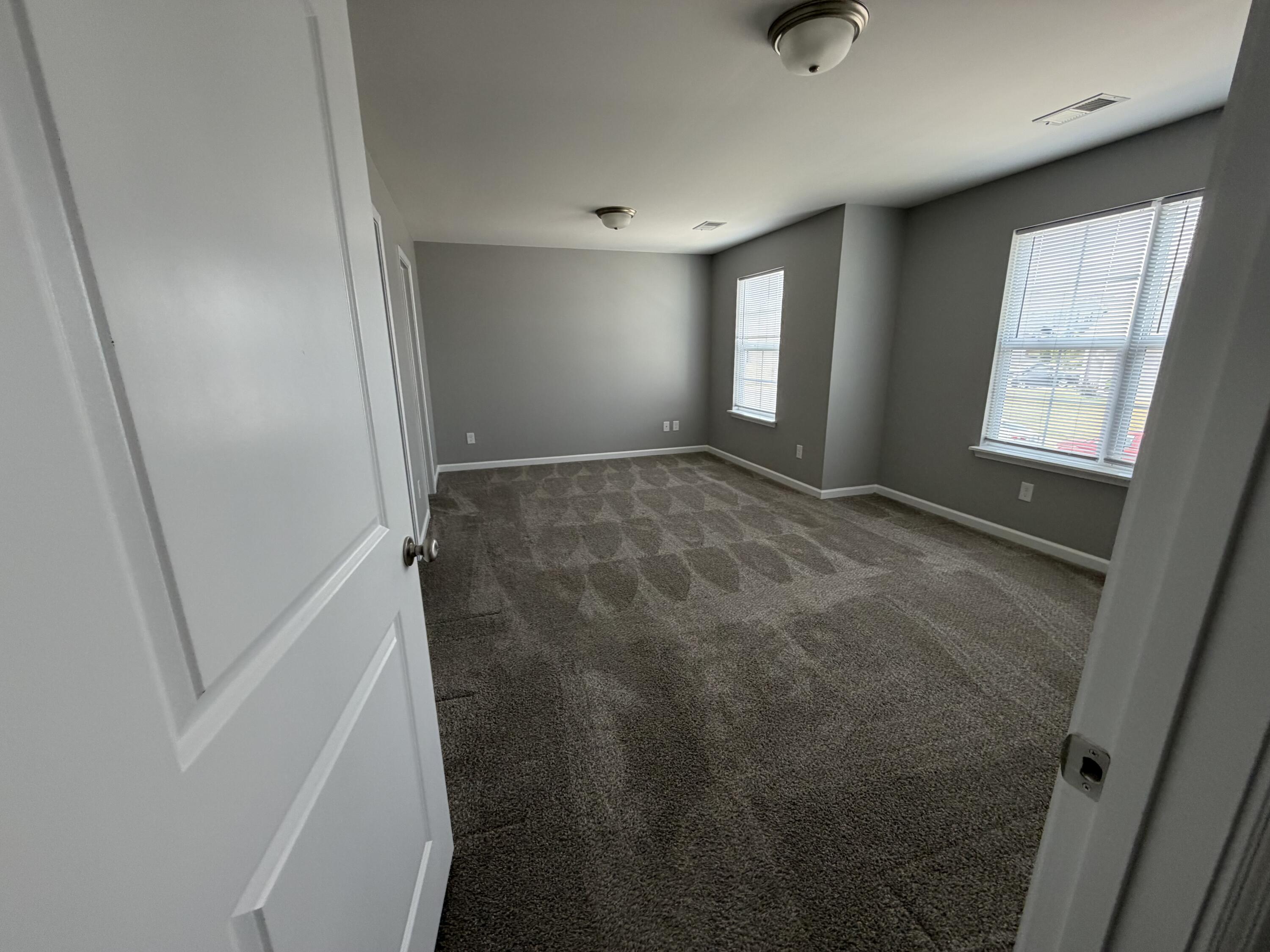 2460b Feathersound Way Property Photo 30