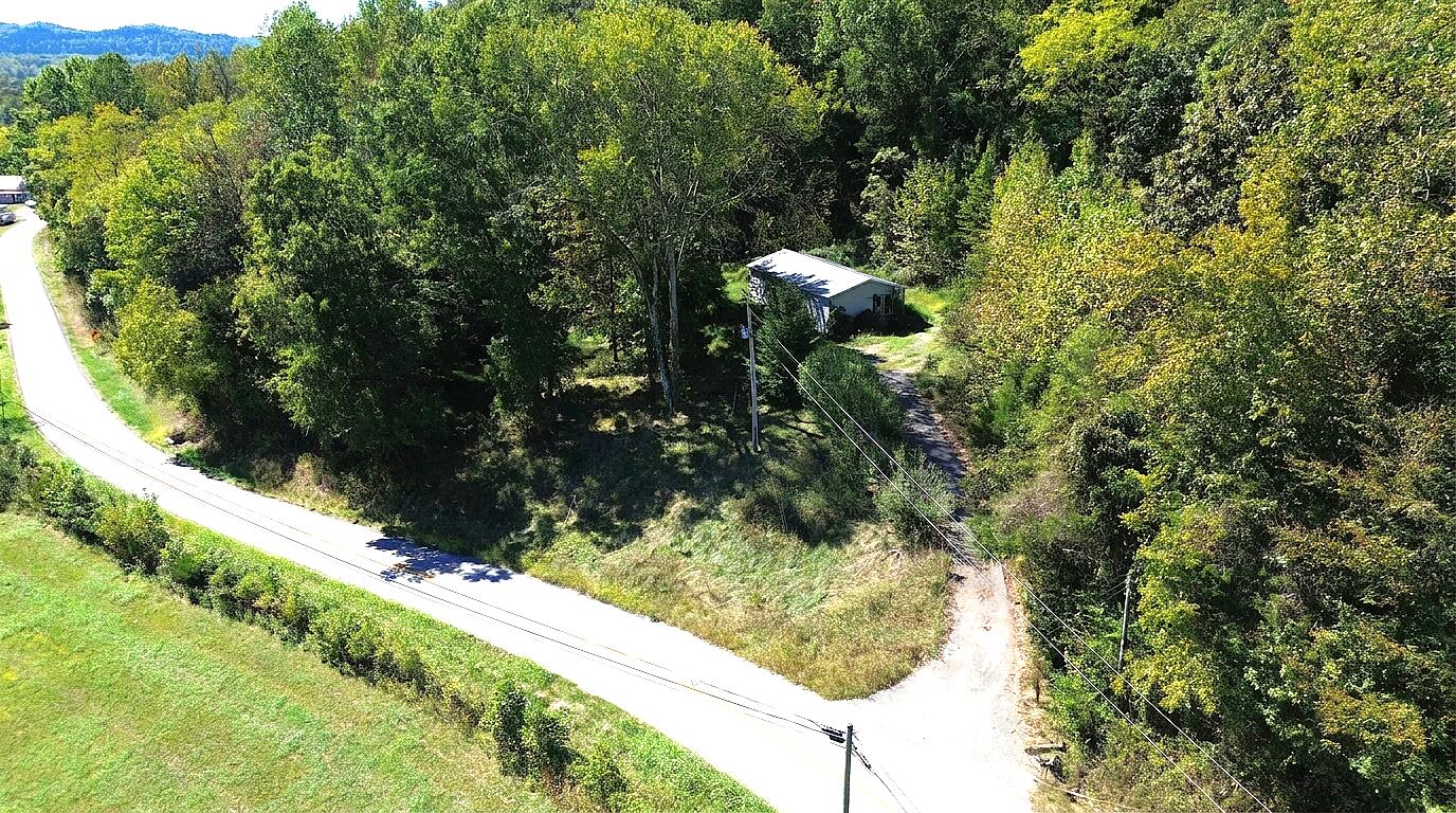 2001 Crocus Creek Road Property Photo 2