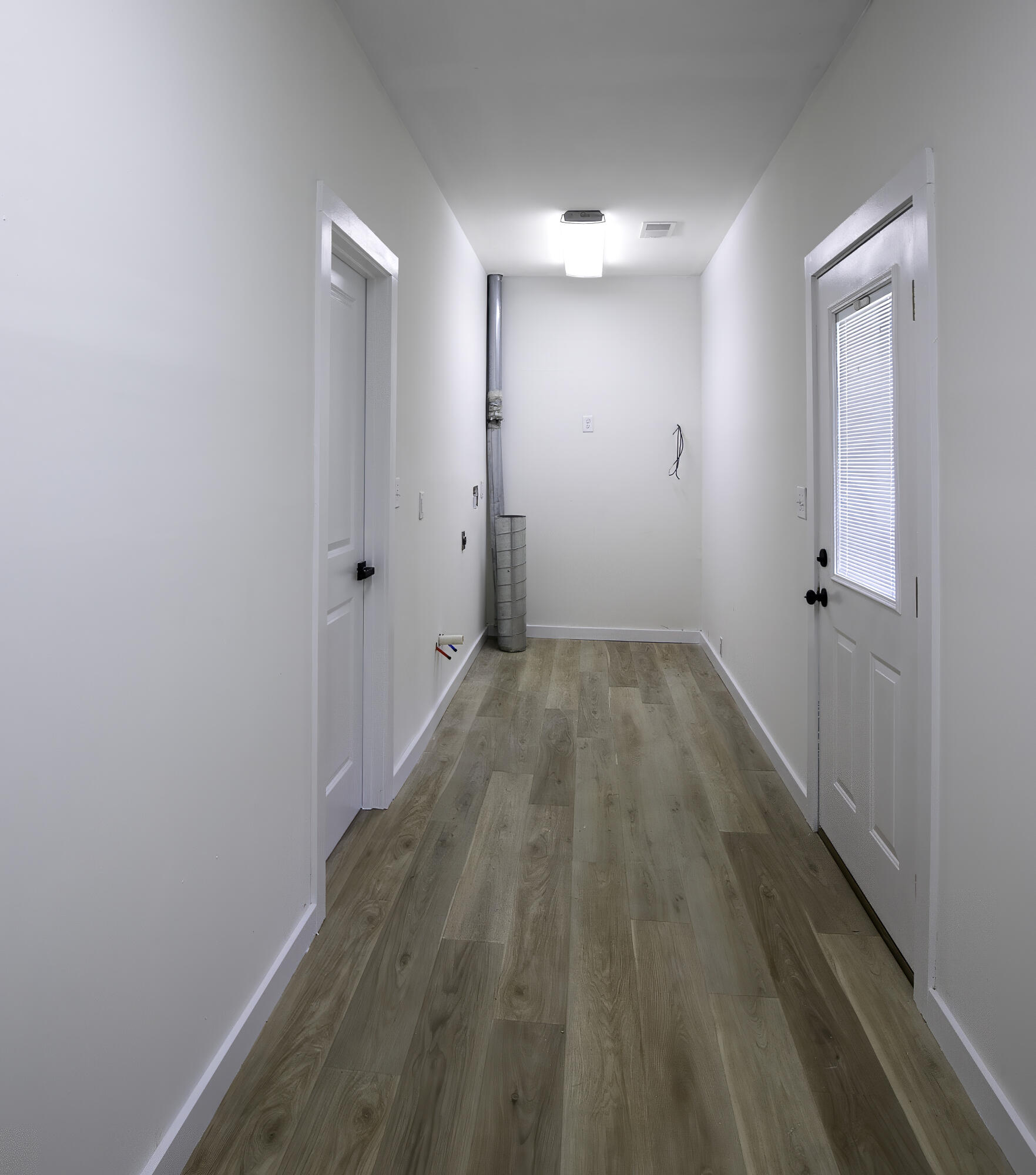 3273 Saxon Drive Property Photo 14