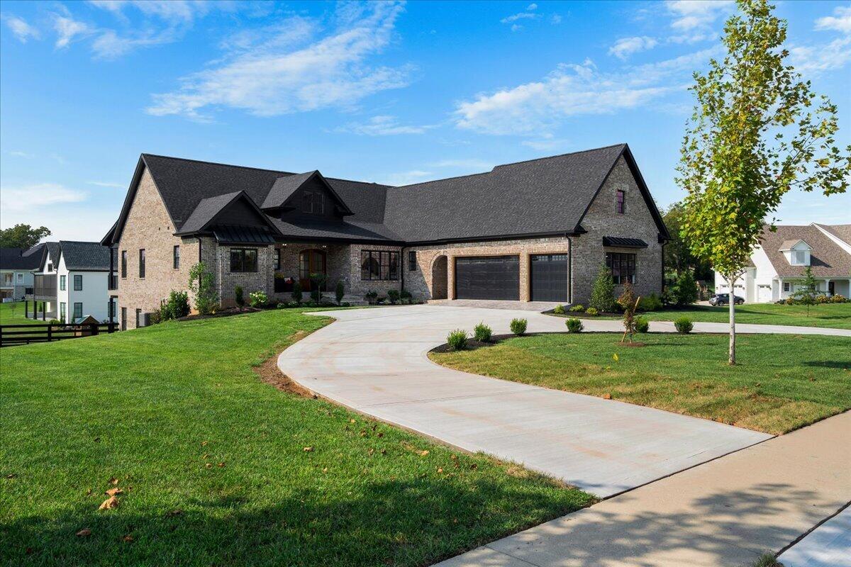 202 The Backstretch Property Photo 2