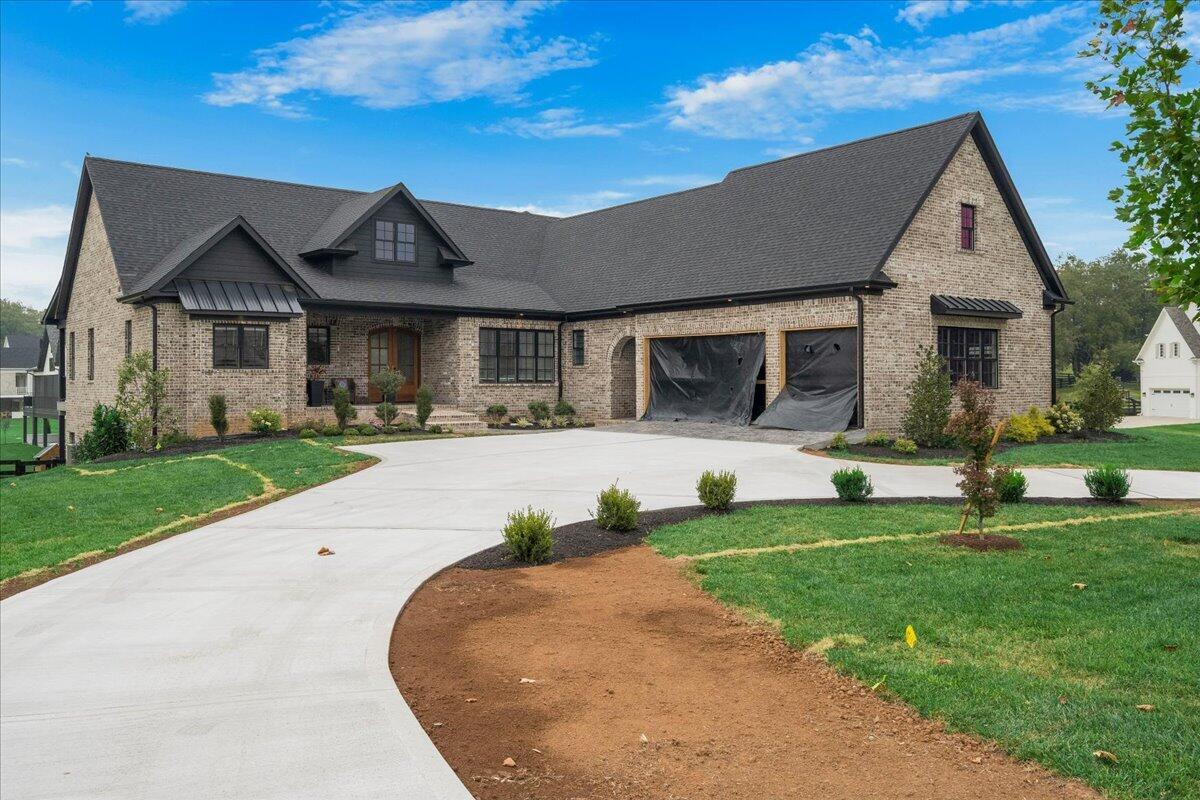 202 The Backstretch Property Photo 3