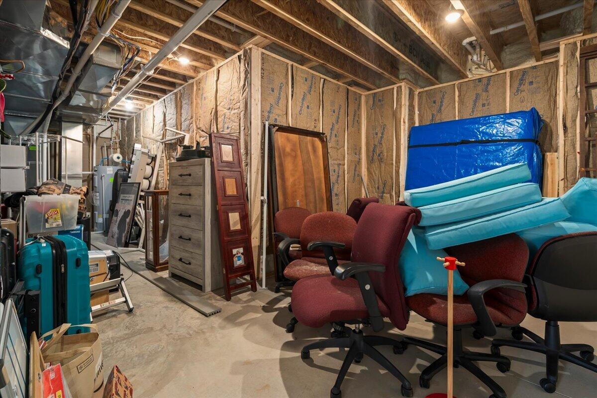 202 The Backstretch Property Photo 43
