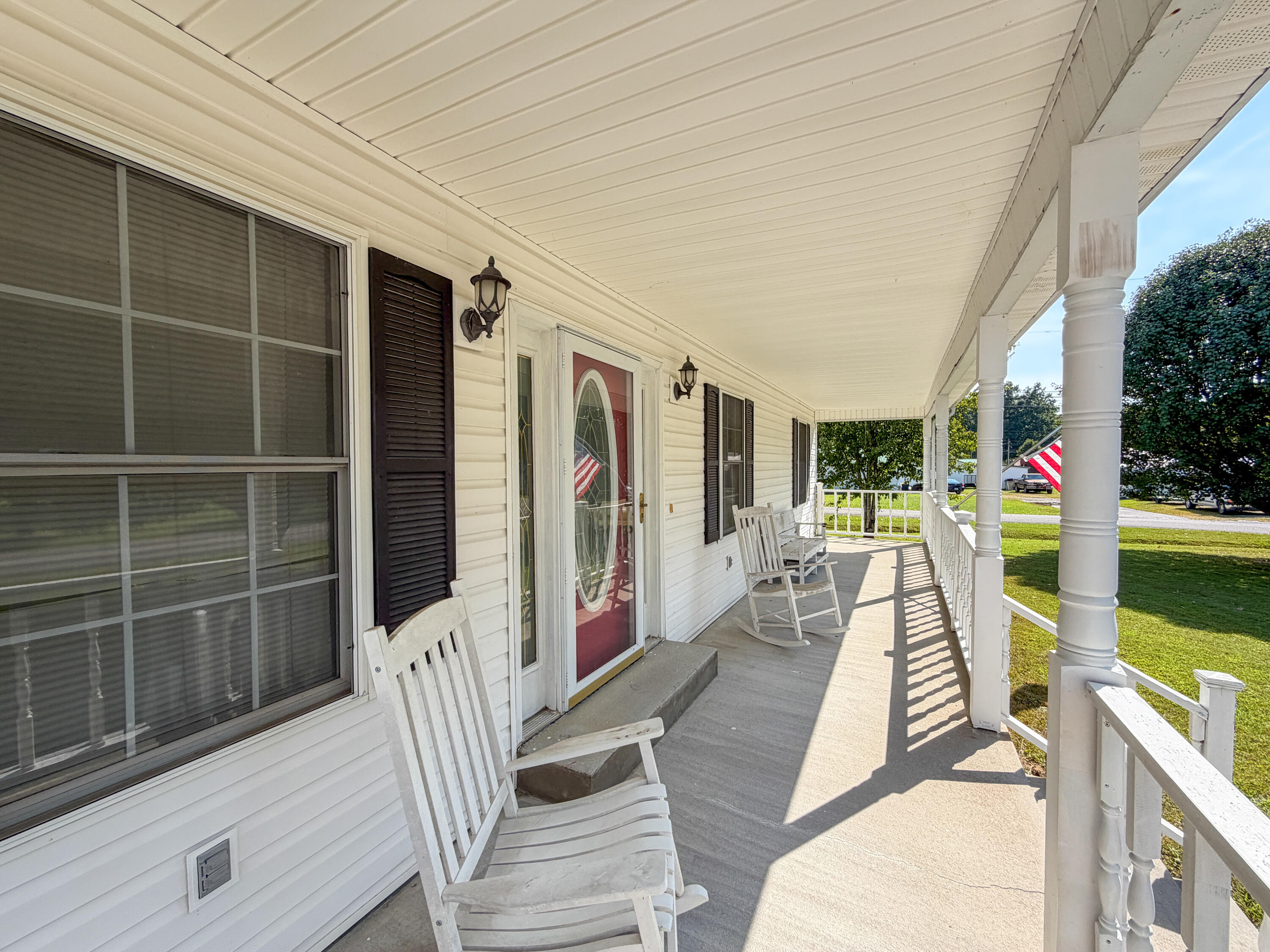 17 Proffitt Street Property Photo 3