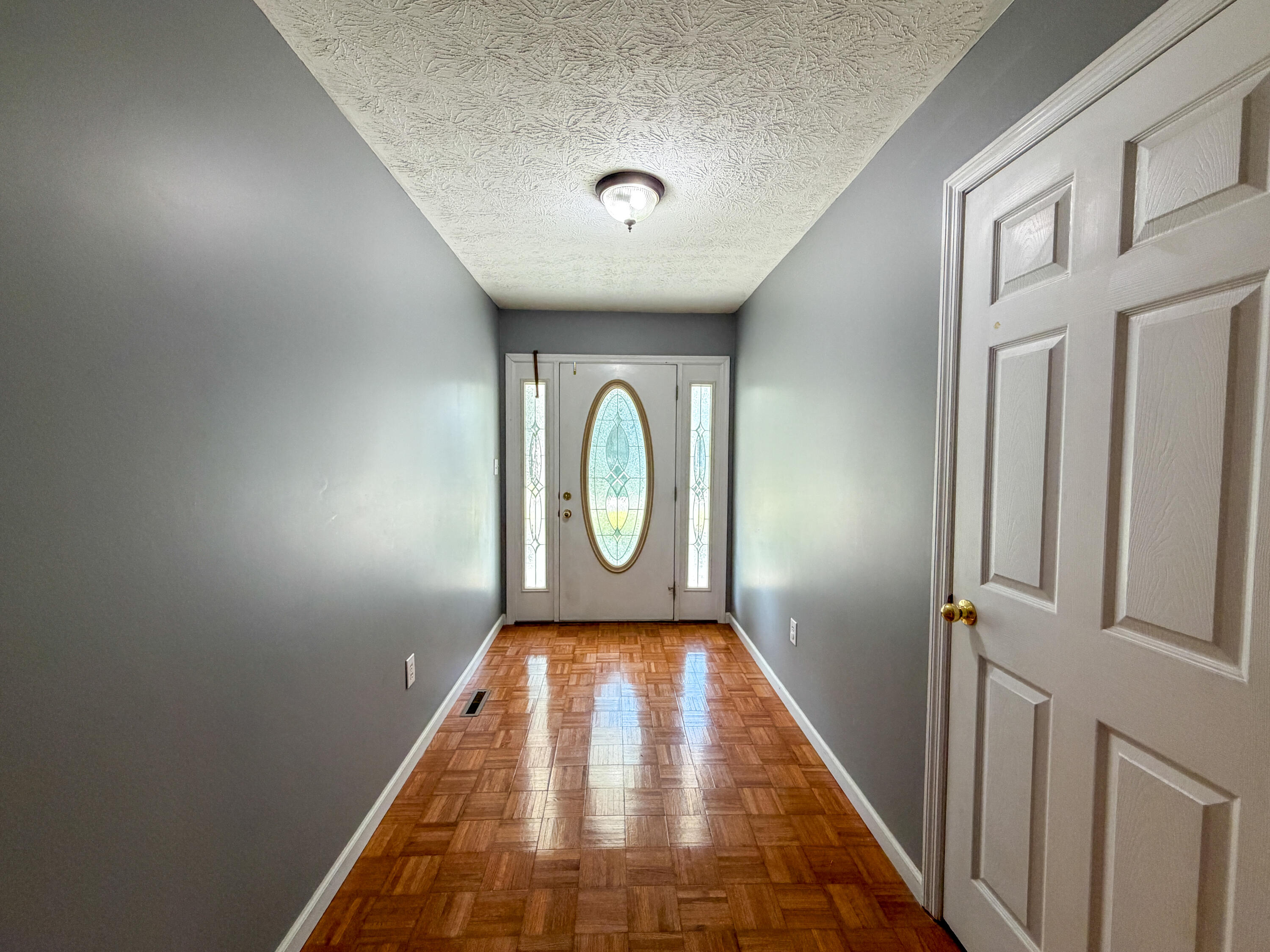 17 Proffitt Street Property Photo 7
