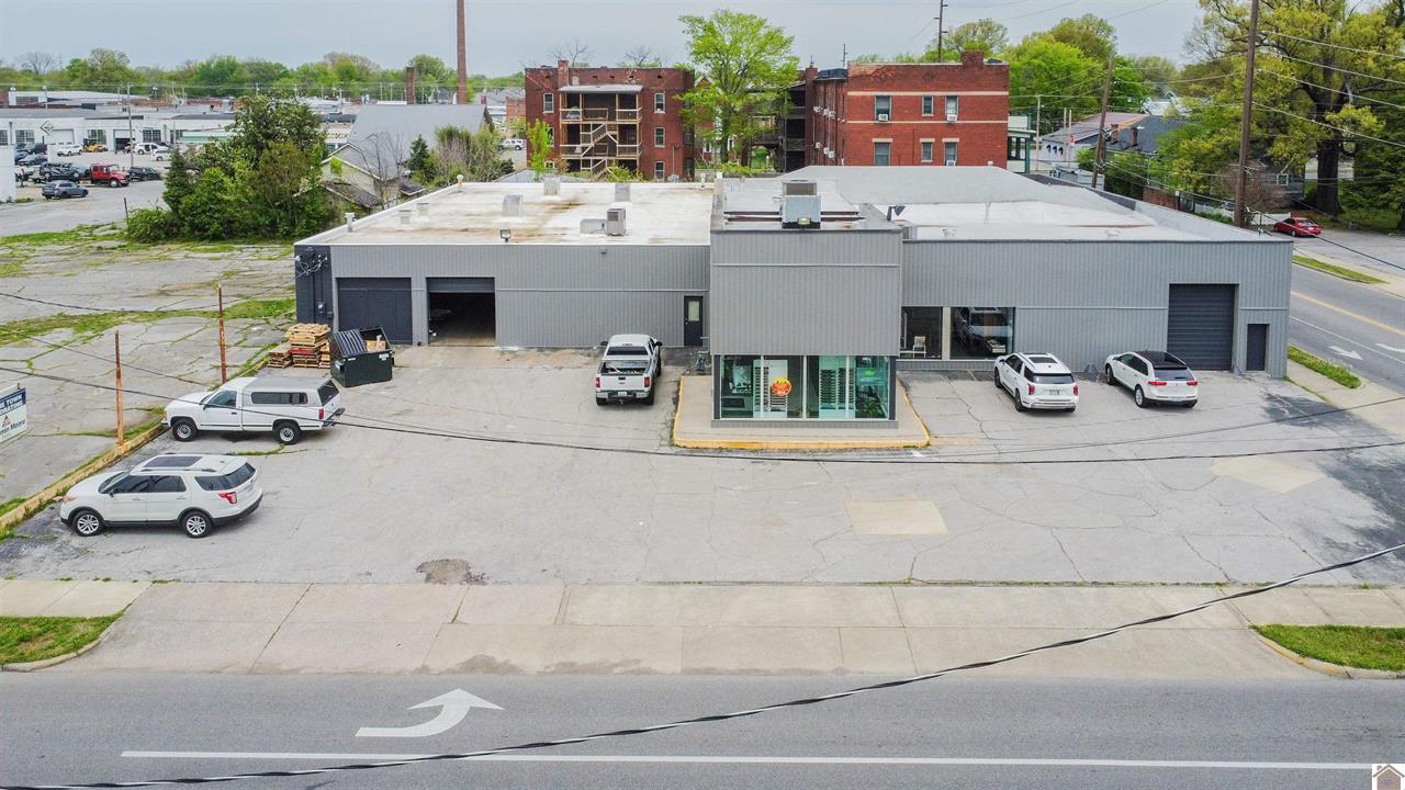 901 Broadway Street Property Photo 1