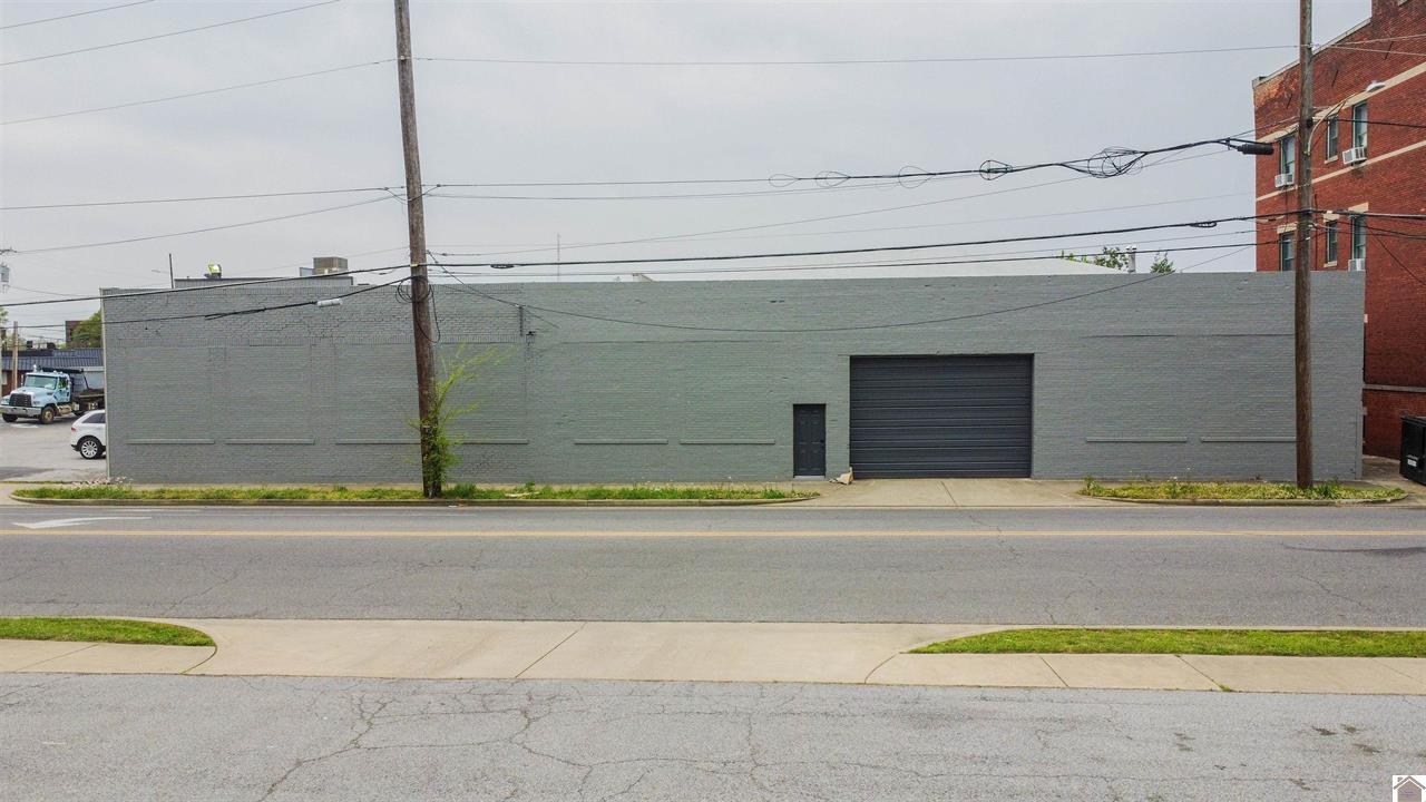 901 Broadway Street Property Photo 7
