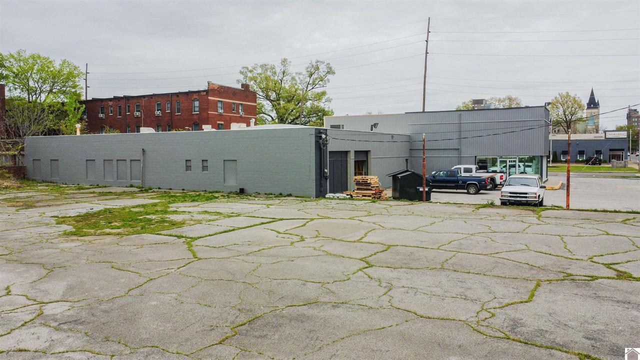901 Broadway Street Property Photo 9