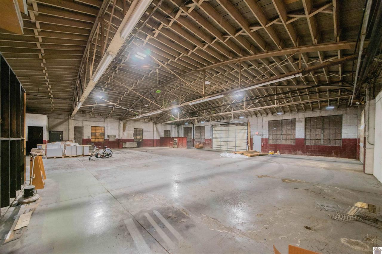 901 Broadway Street Property Photo 29