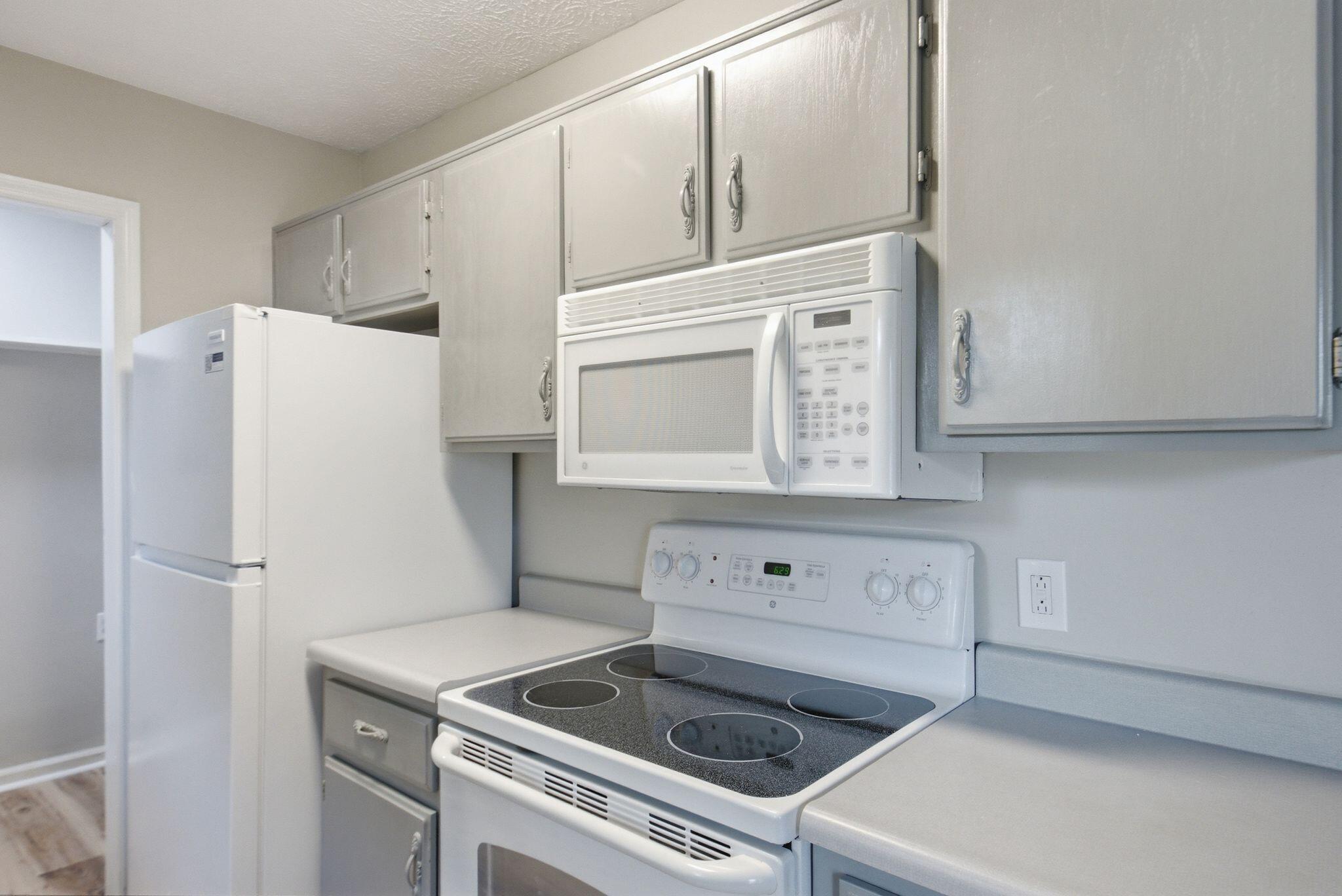105 Roark Court Property Photo 16