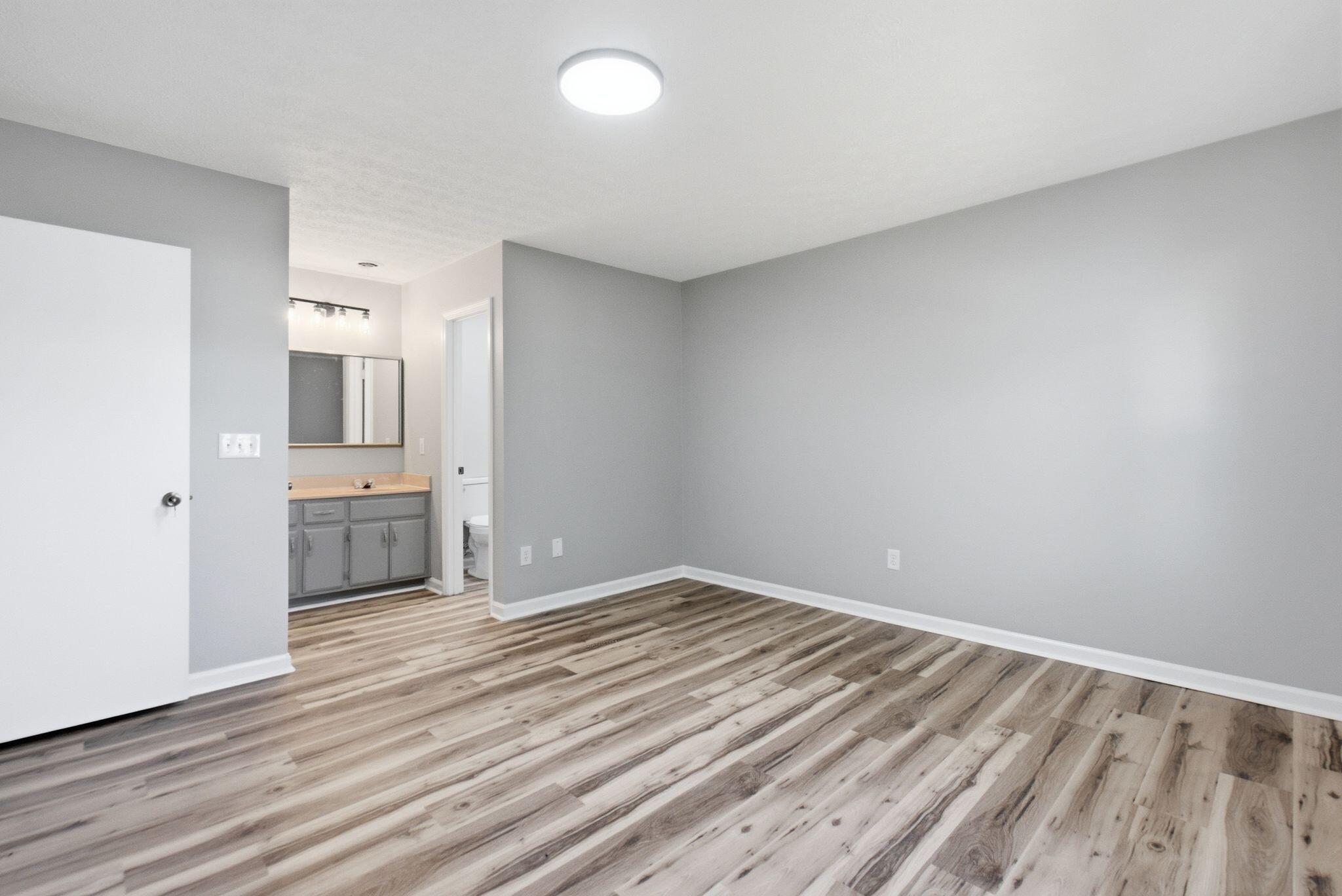 105 Roark Court Property Photo 20