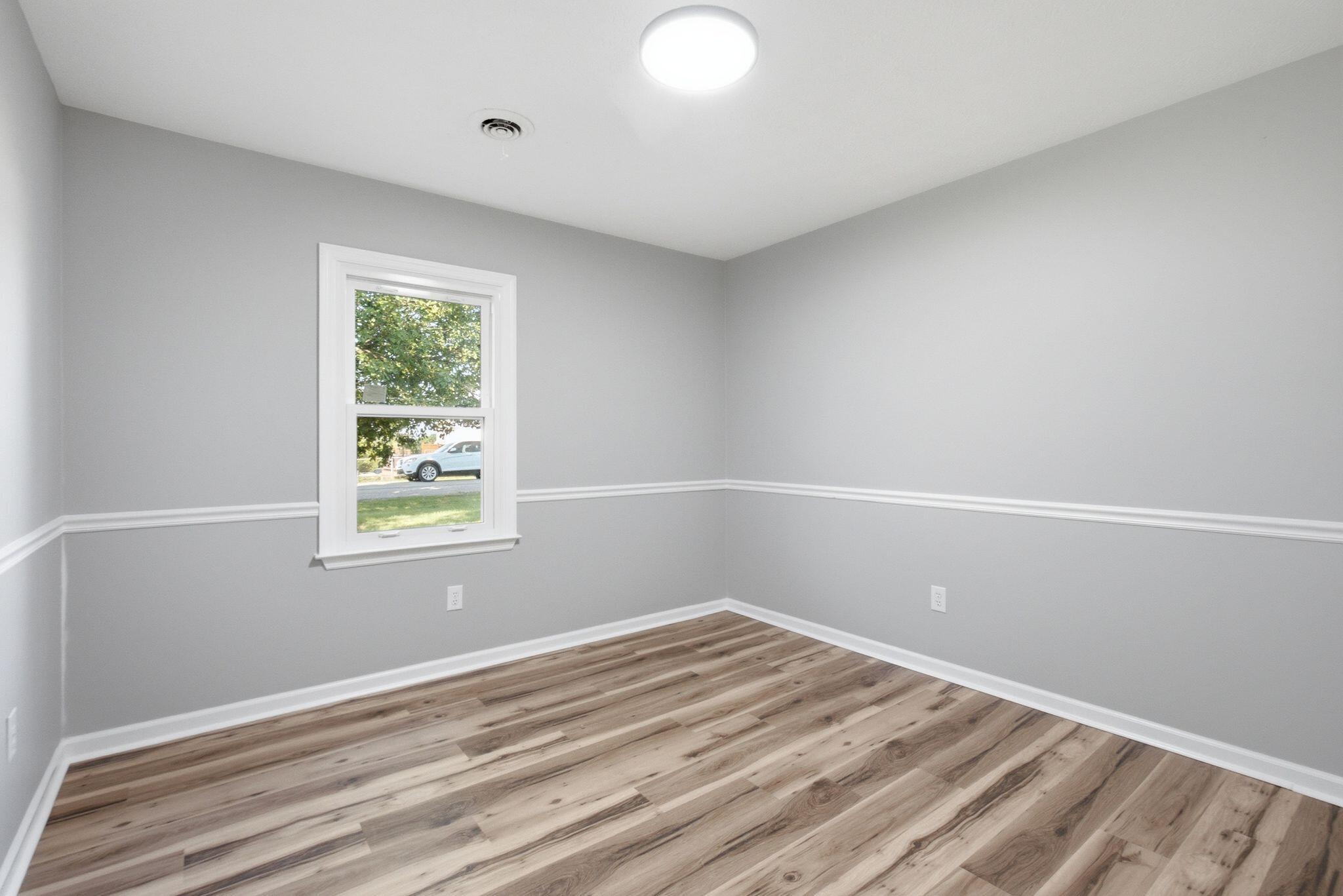 105 Roark Court Property Photo 29
