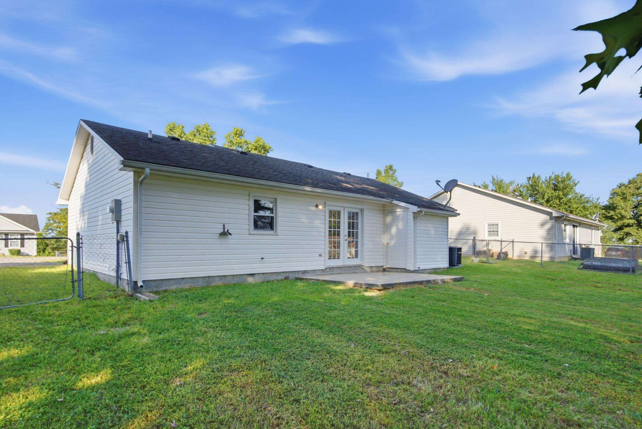 105 Roark Court Property Photo 33