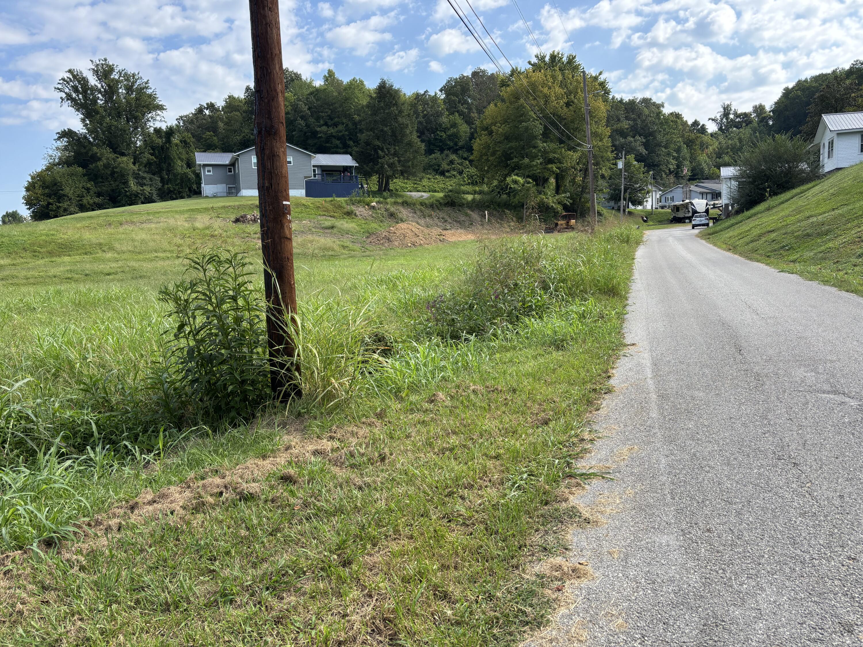 557 S Ky 11 Property Photo 8