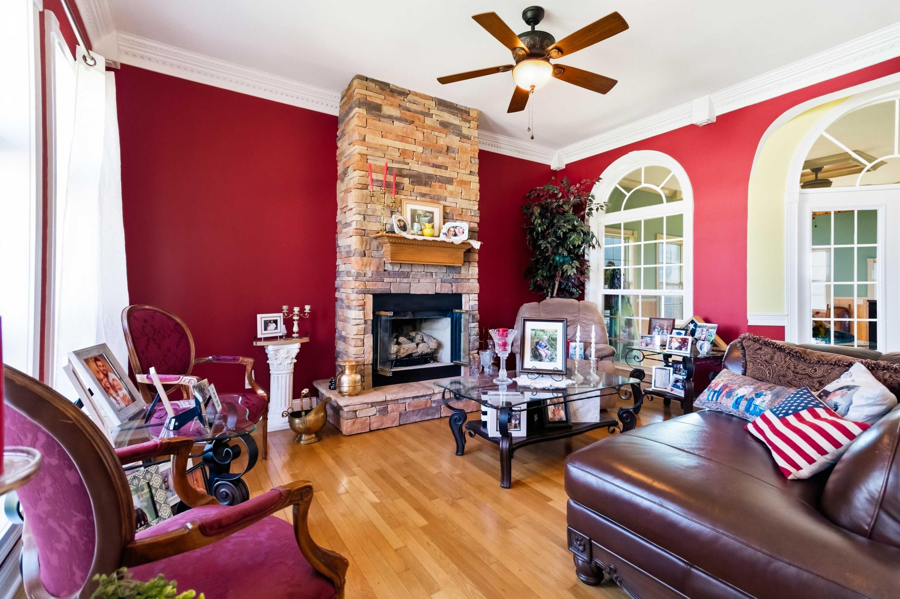 585 Tunnel Ridge Road Property Photo 7