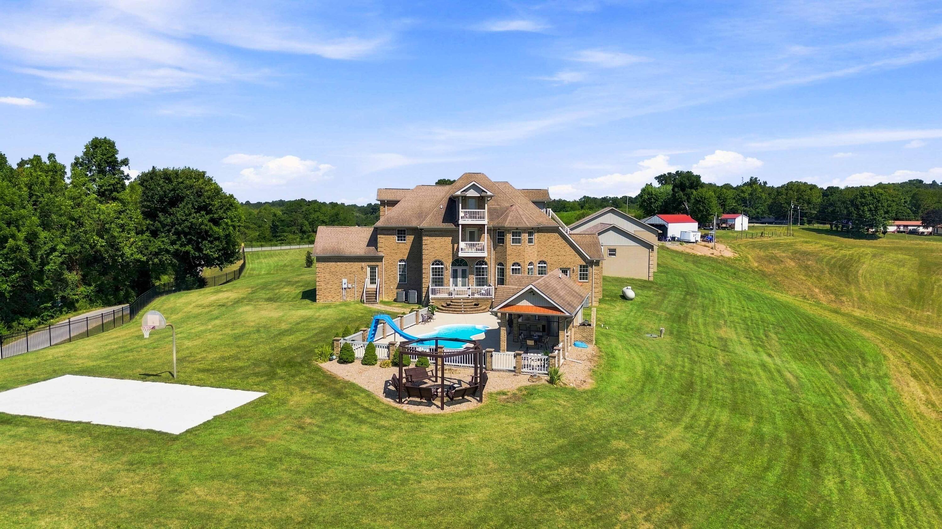 585 Tunnel Ridge Road Property Photo 81