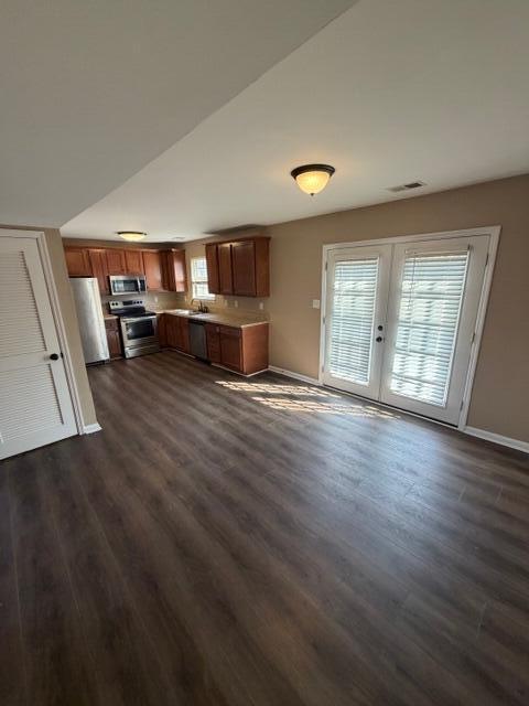 3815 Lady Di Lane Property Photo 4
