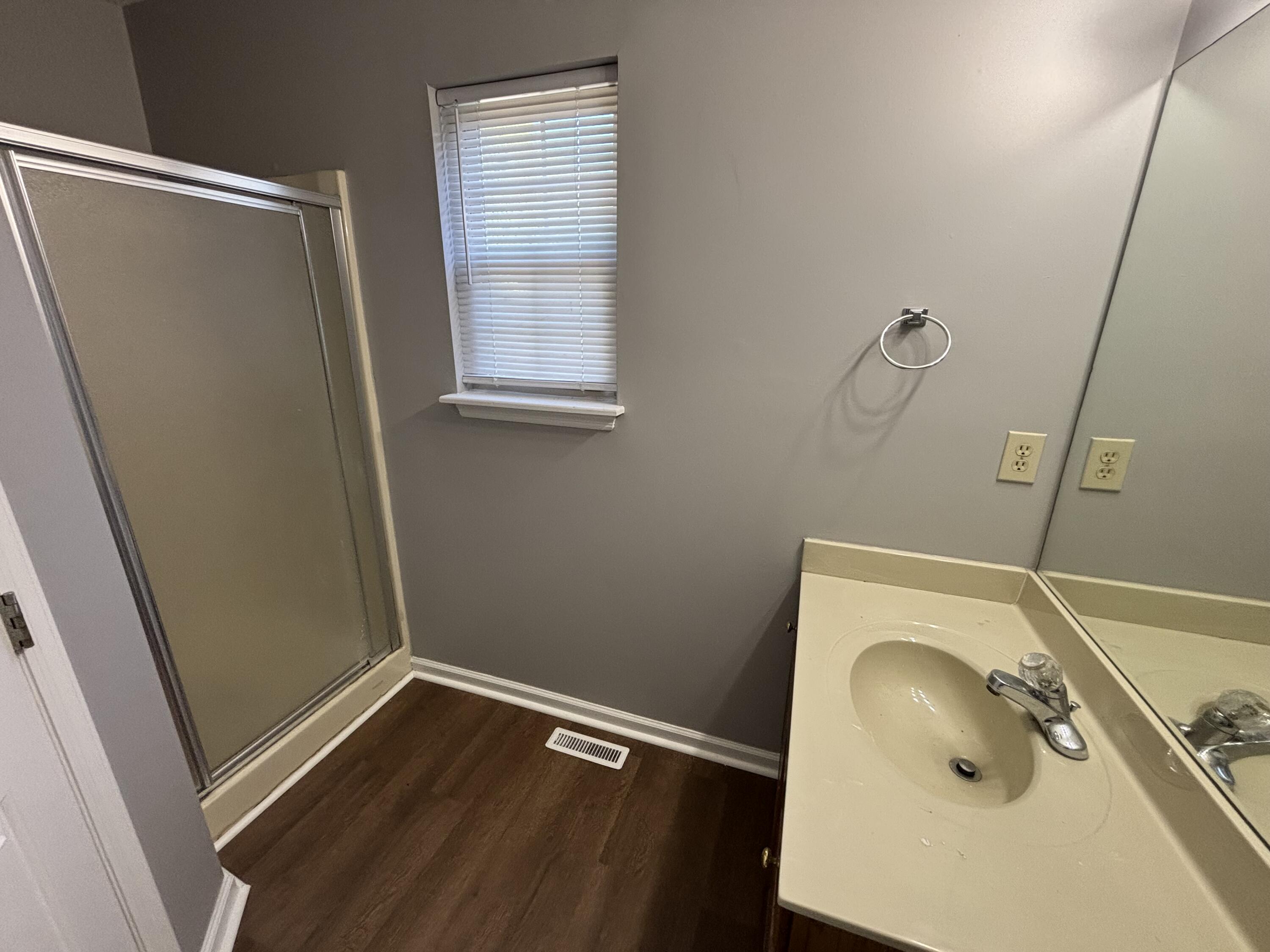 2740 Hayden Park Lane Property Photo 9