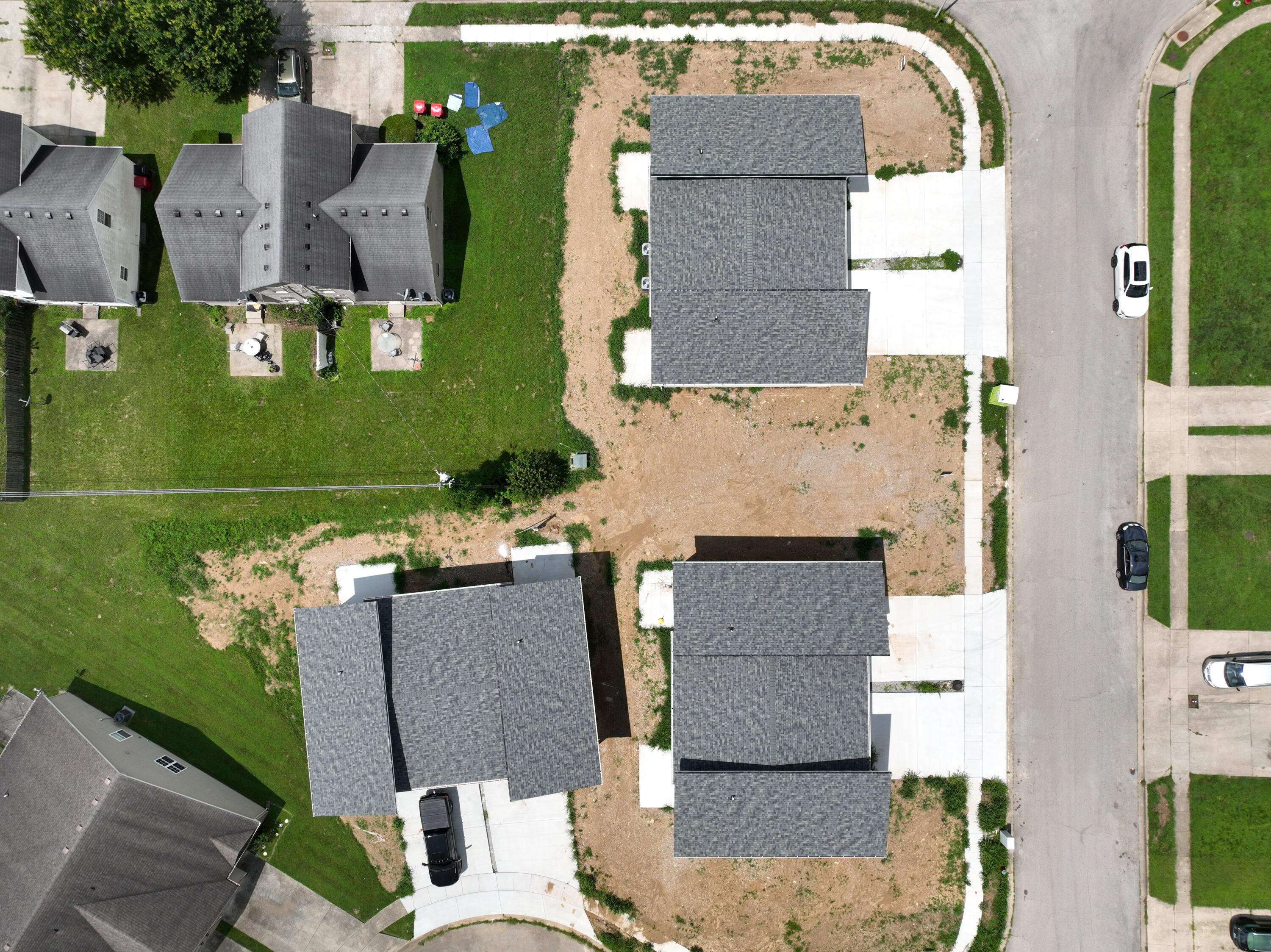 105-107 Elkchester Circle Property Photo 25