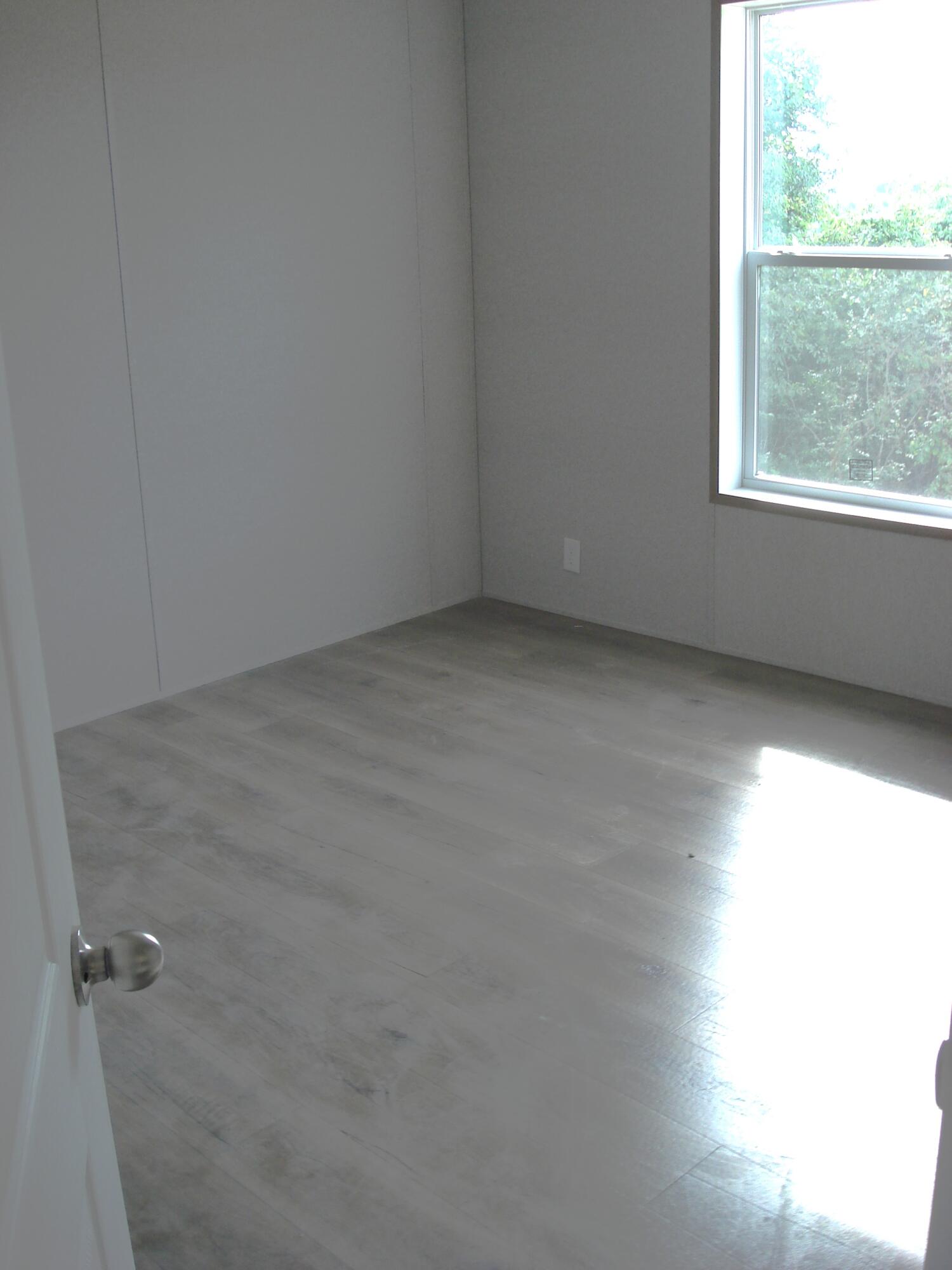 208 Cecil Webber Road Property Photo 4