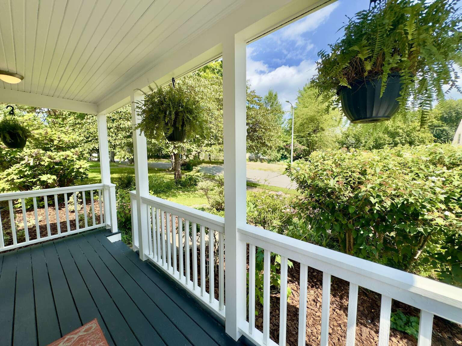 1710 Courtney Avenue Property Photo 7