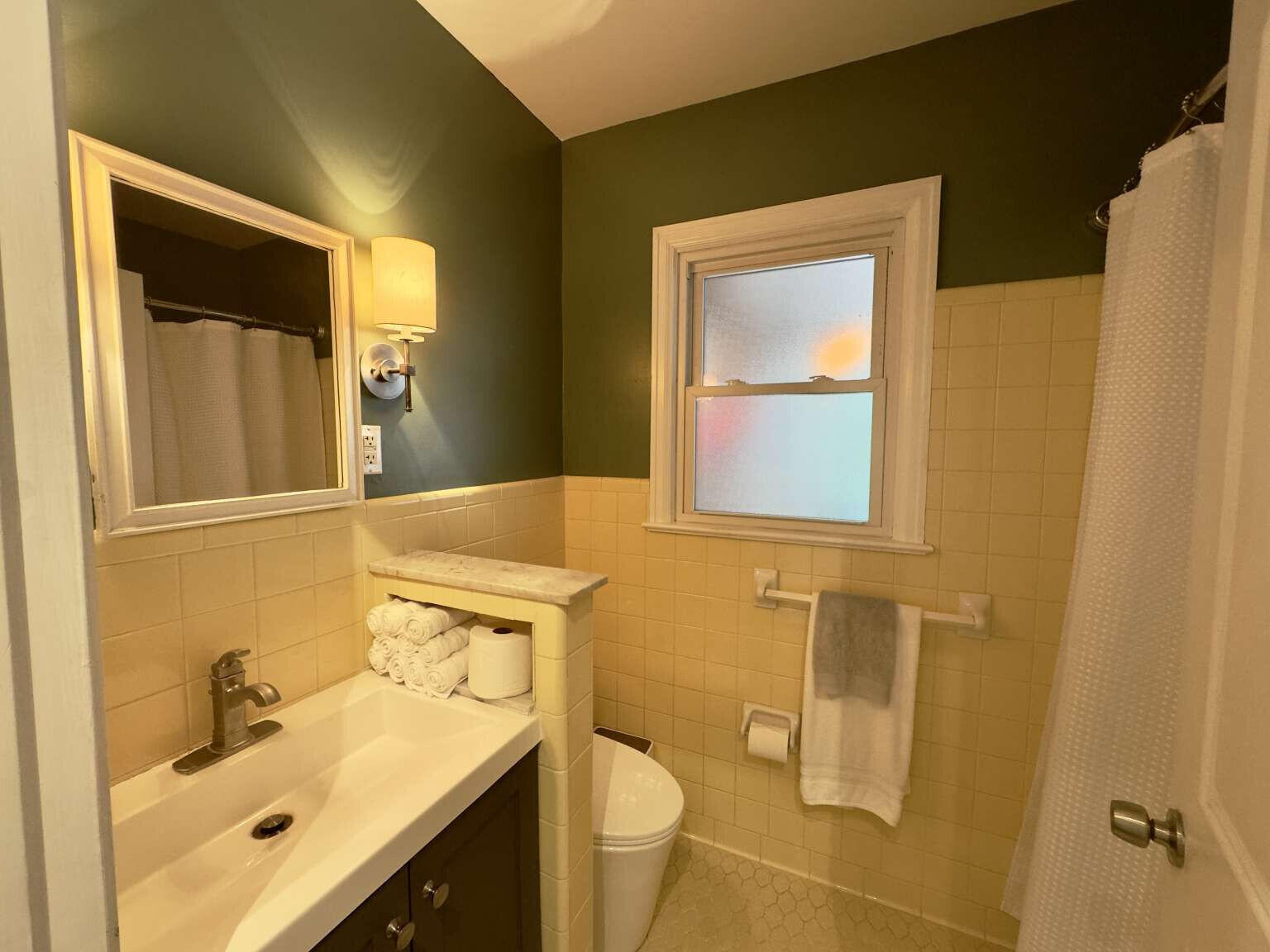 1710 Courtney Avenue Property Photo 33