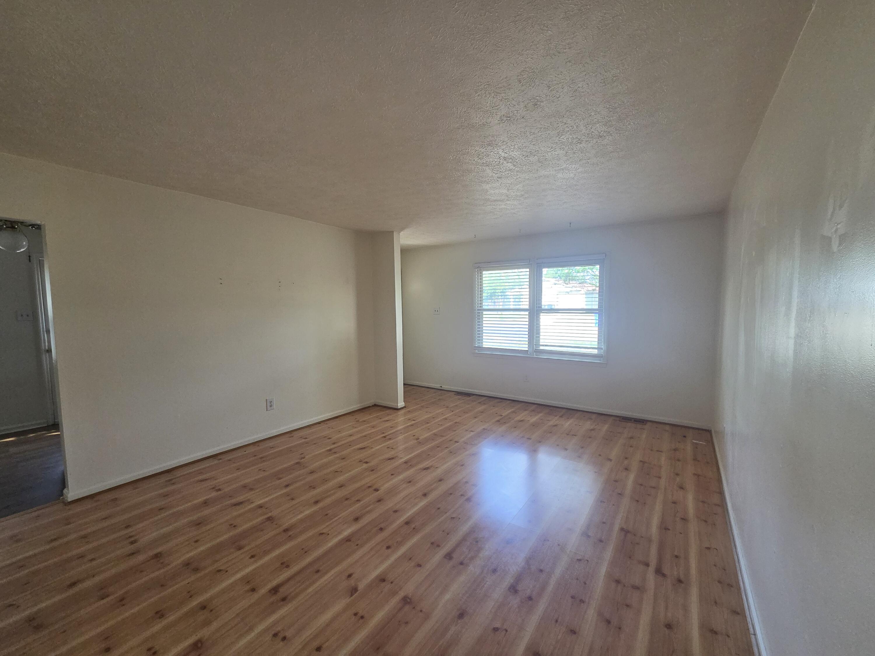 637 Eureka Springs Dr Drive A Property Photo 2