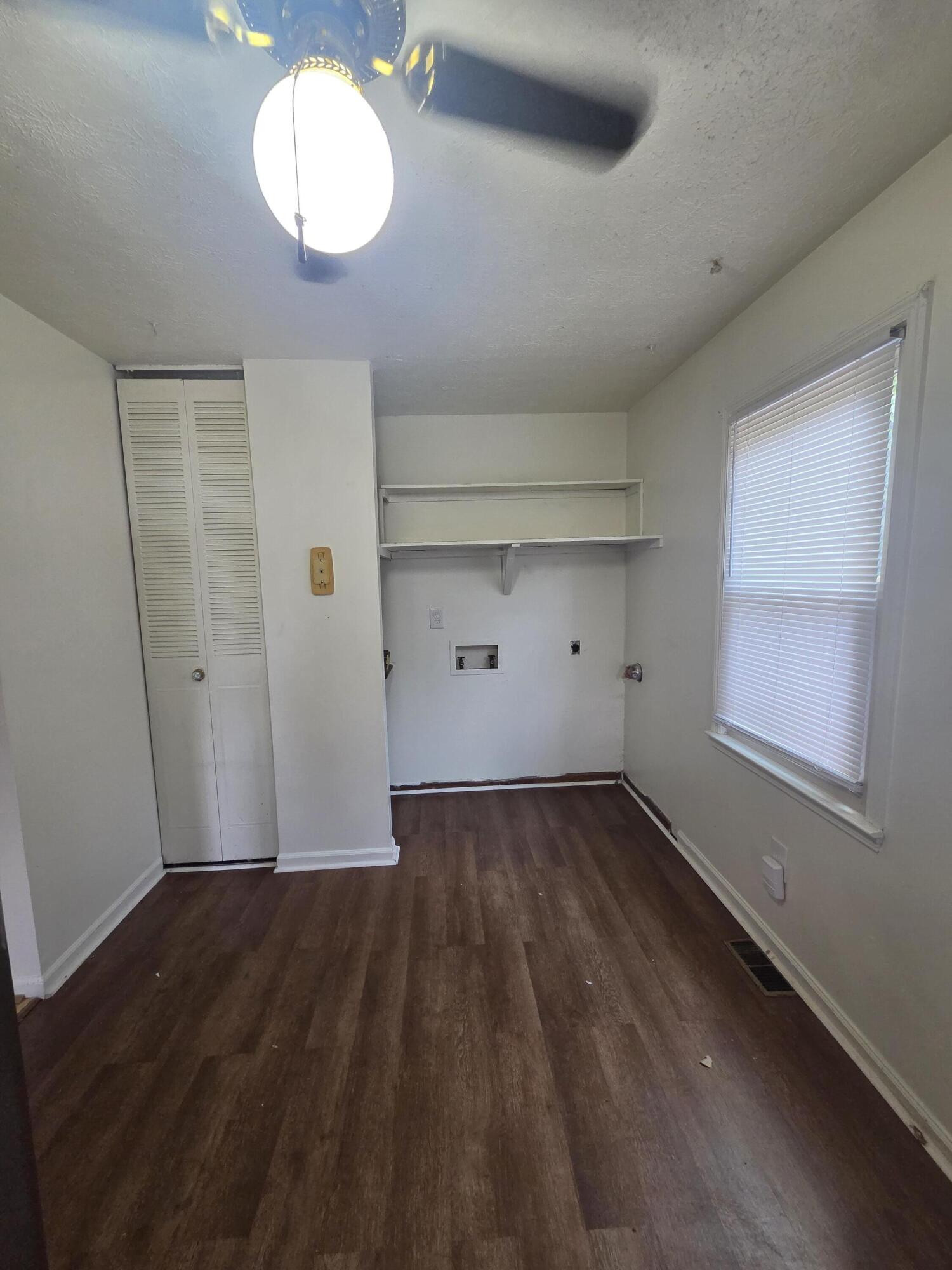 637 Eureka Springs Dr Drive A Property Photo 4