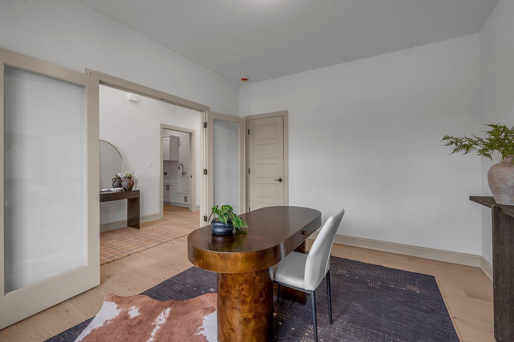 4137 Meadowlark Road Property Photo 13