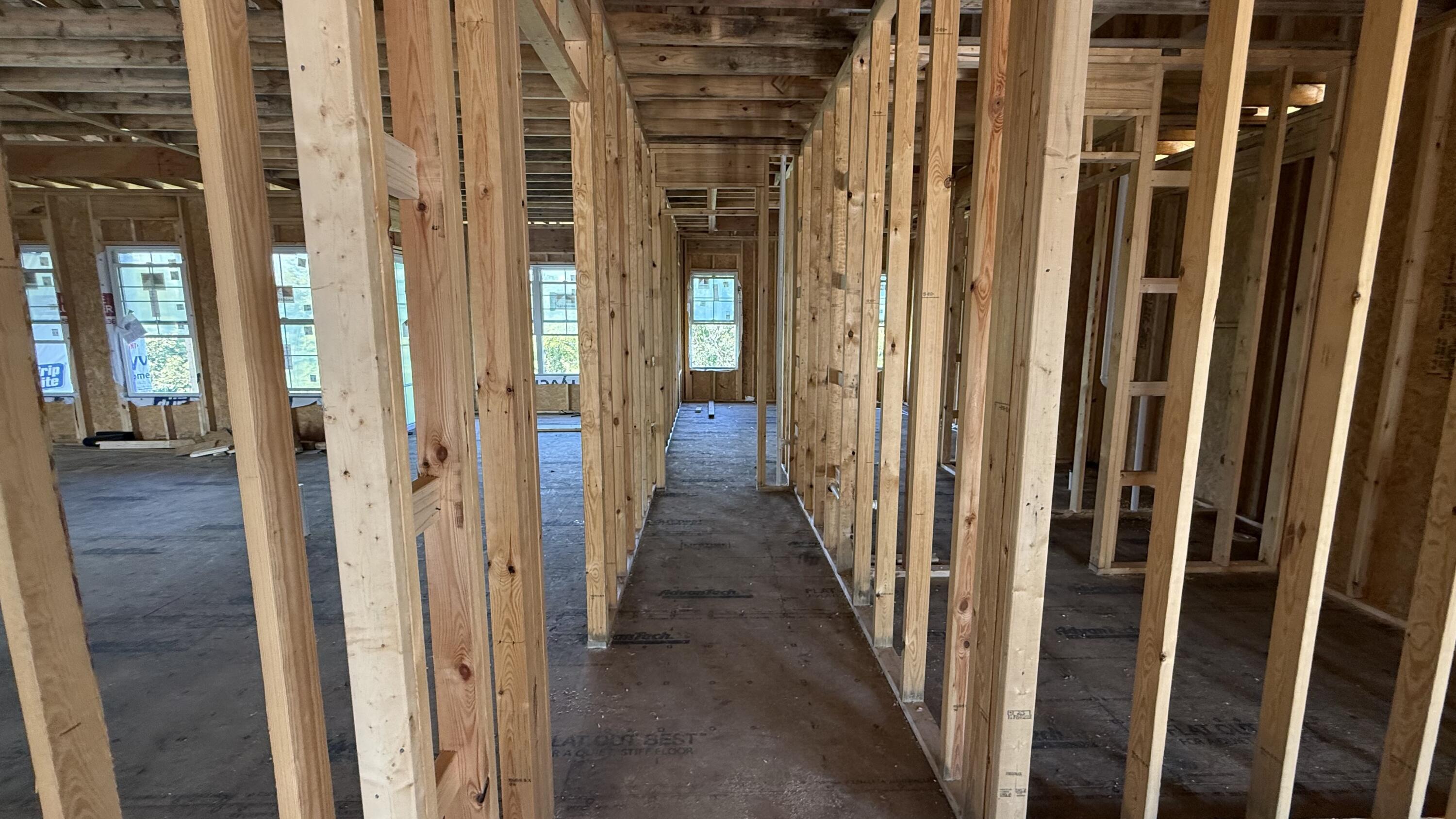 2037 West Court Property Photo 5
