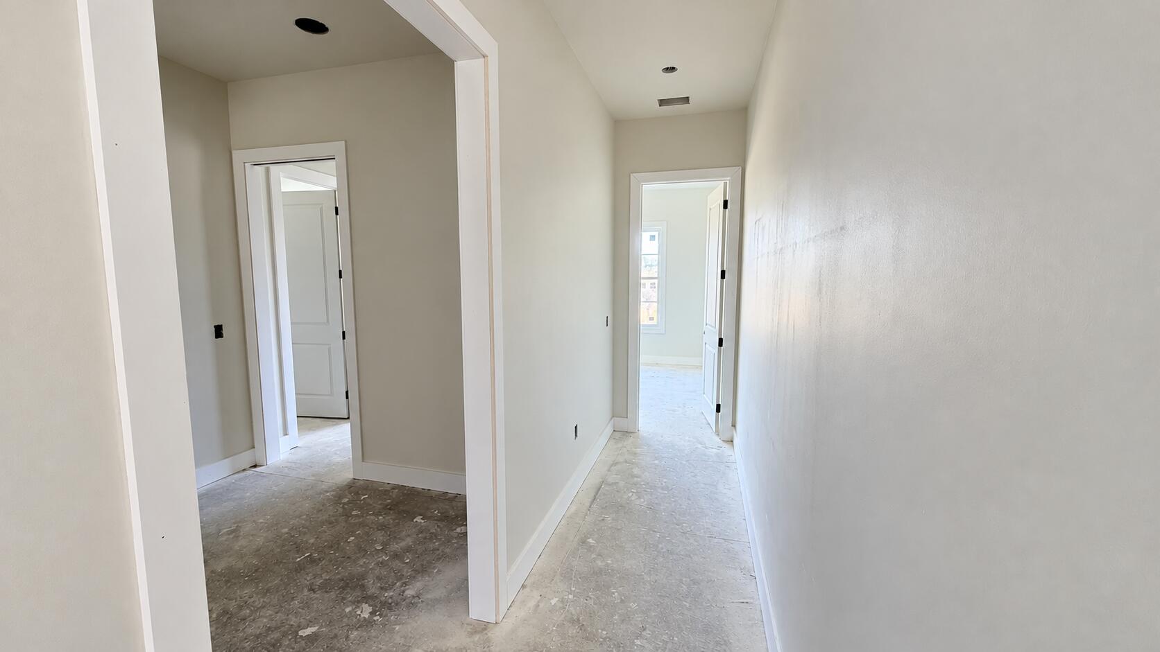 2037 West Court Property Photo 7