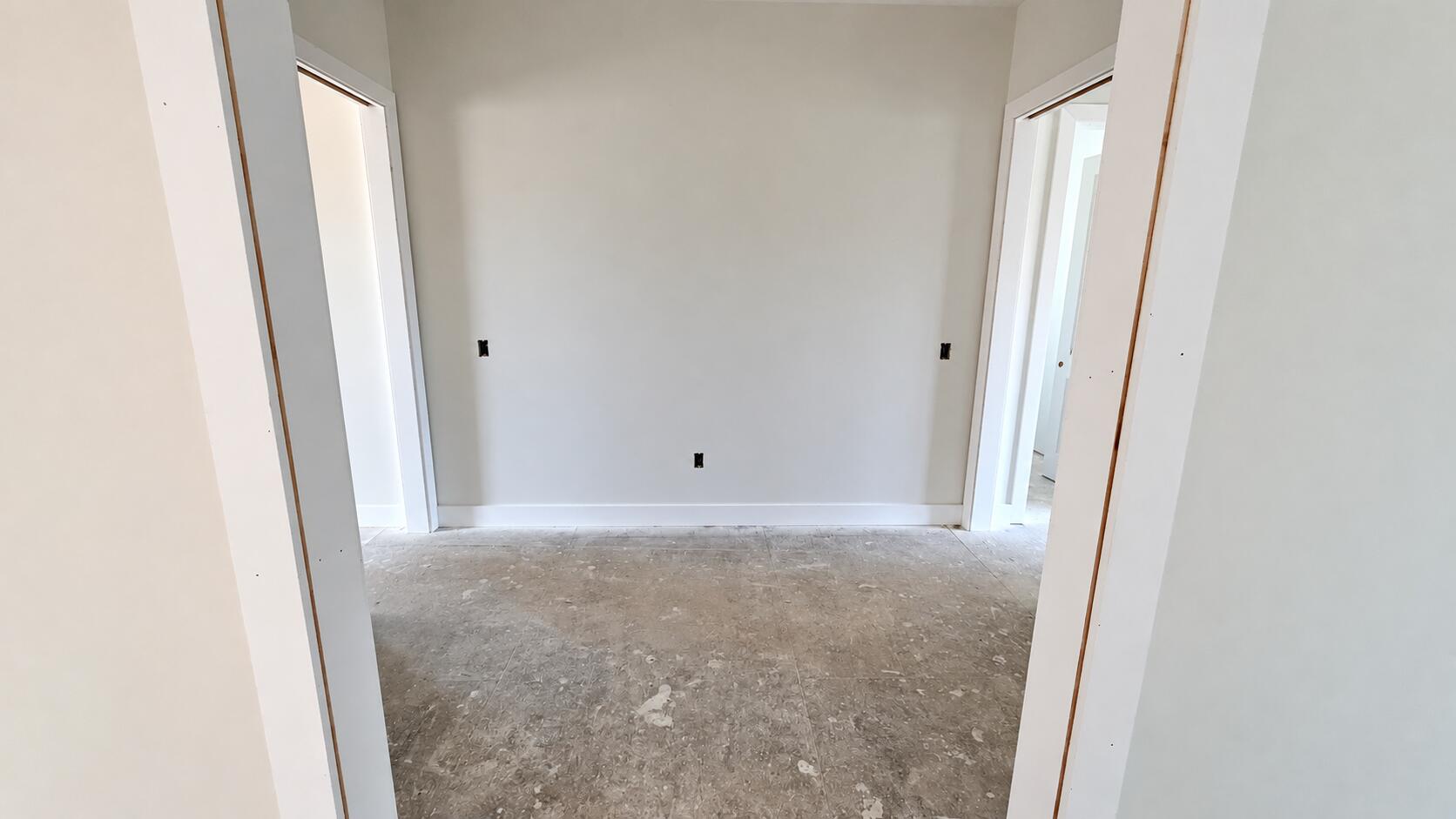 2037 West Court Property Photo 8
