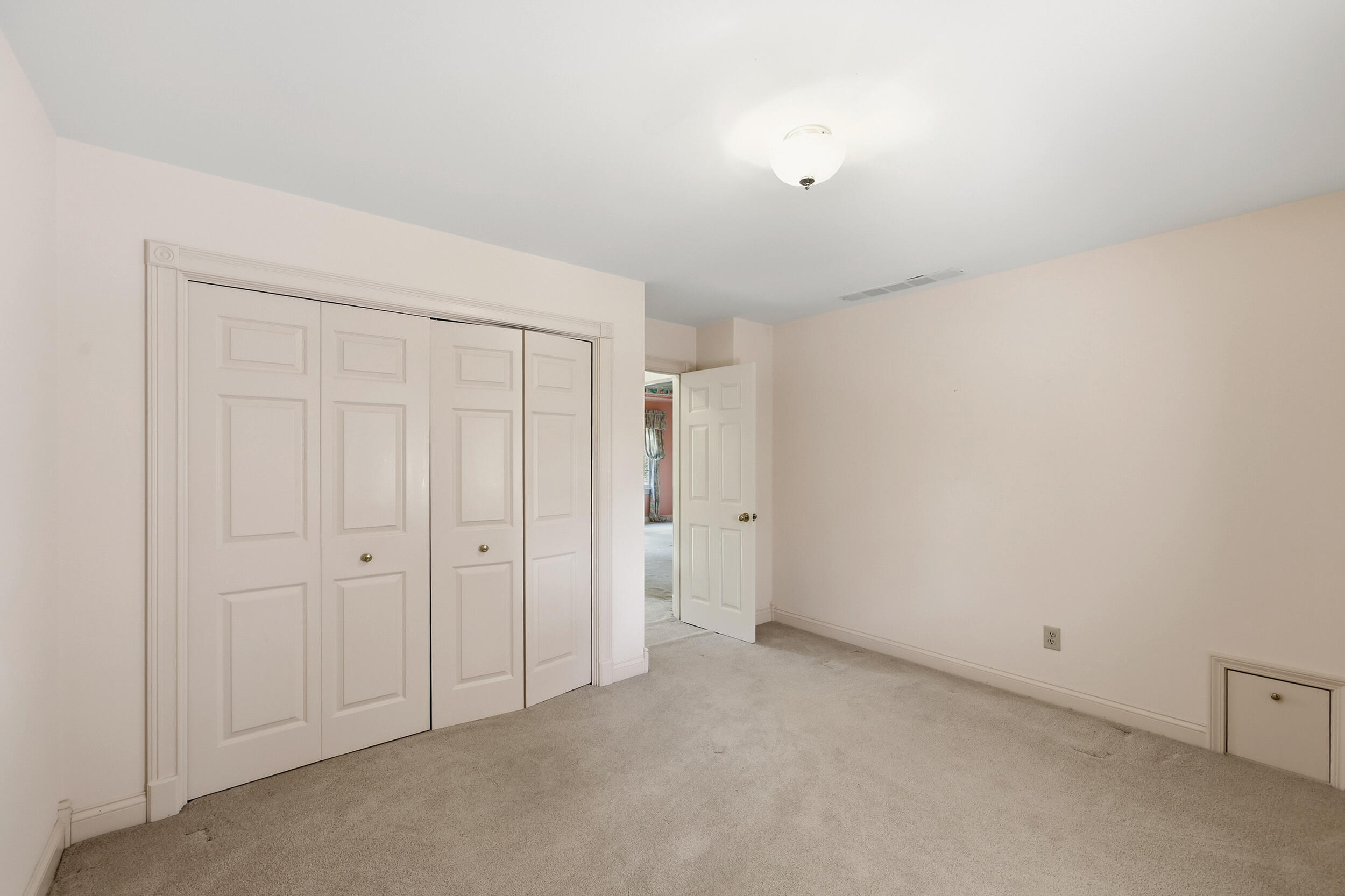 886 Mcmeekin Place Property Photo 37