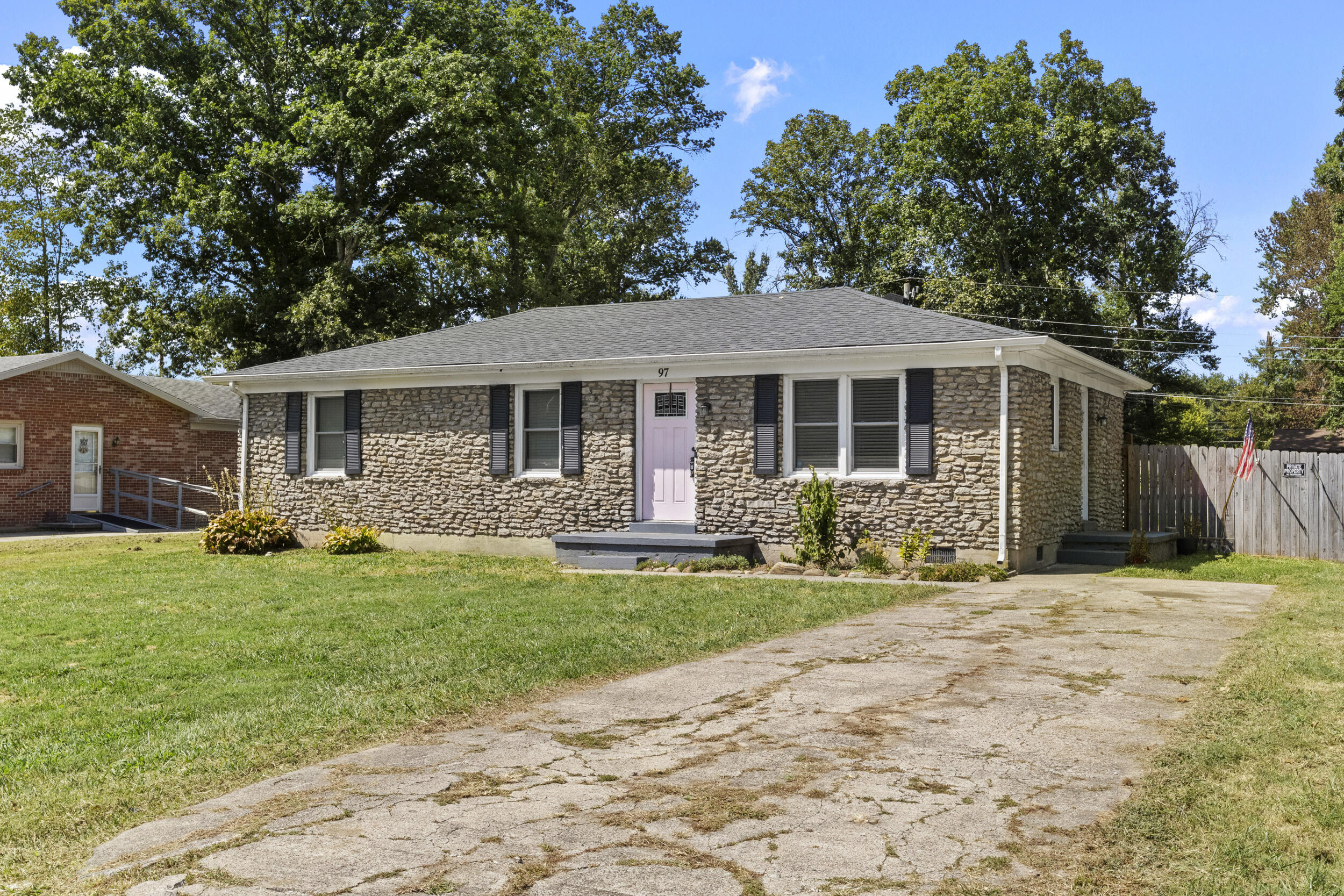 97 Strawberry Lane Property Photo 2