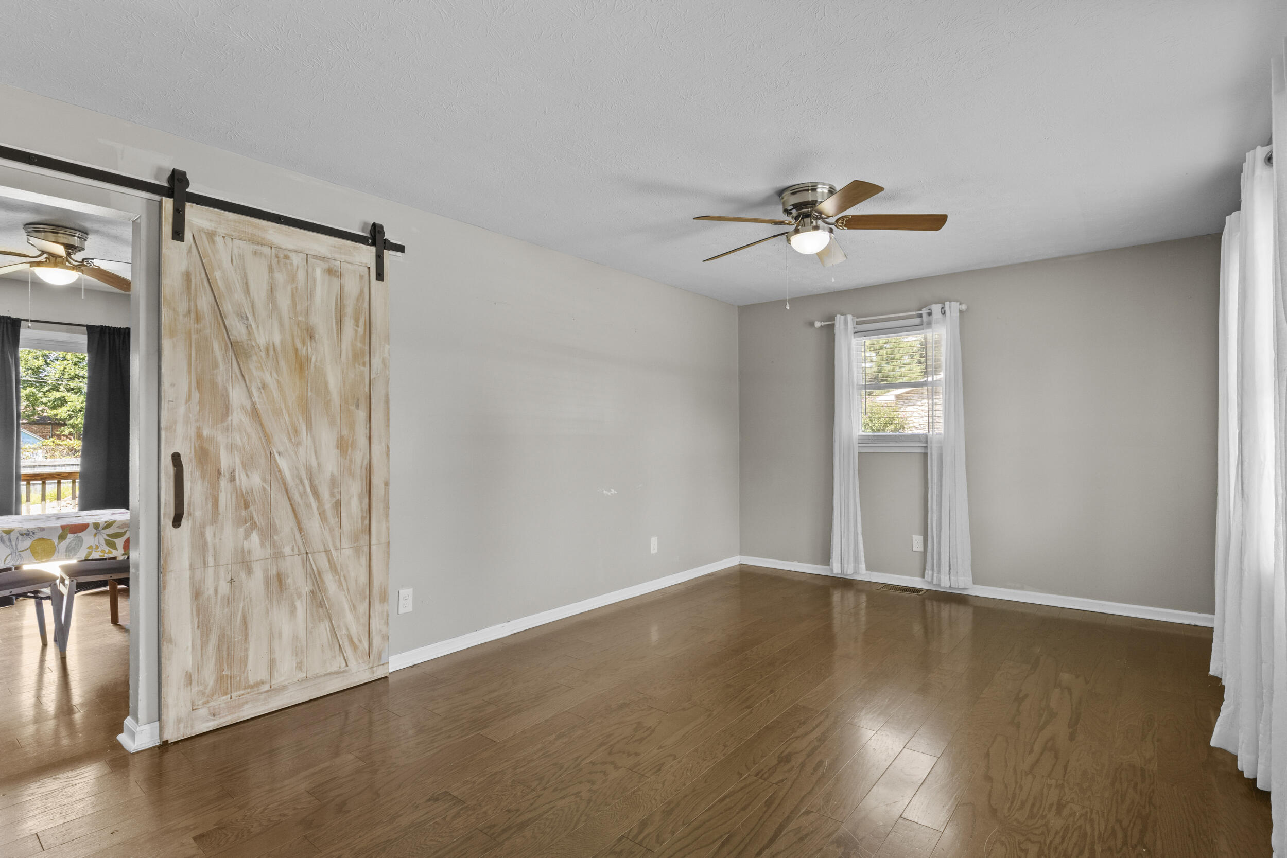 97 Strawberry Lane Property Photo 5